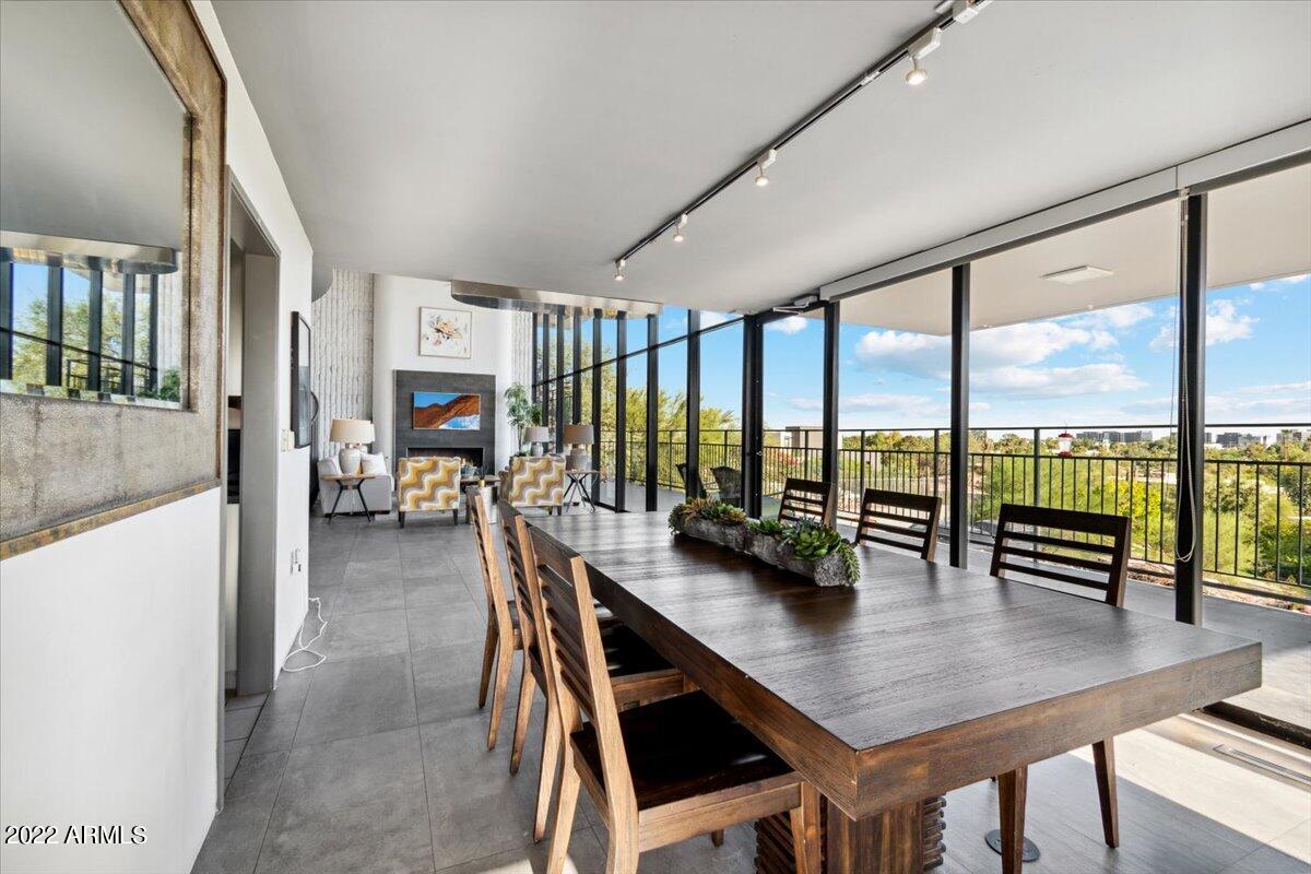 2122 E PALO VERDE Drive
