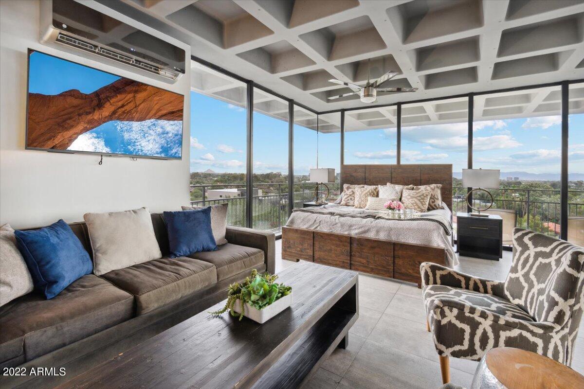 2122 E PALO VERDE Drive