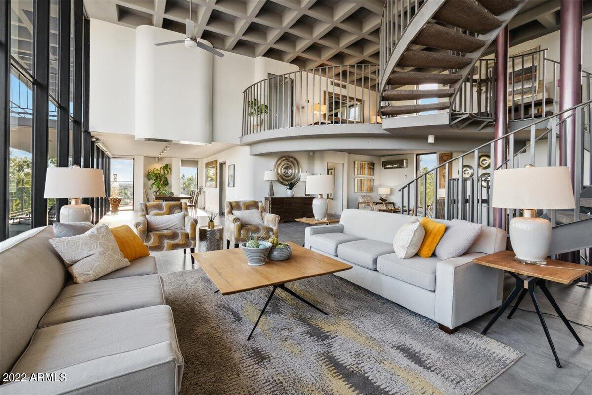 2122 E PALO VERDE Drive