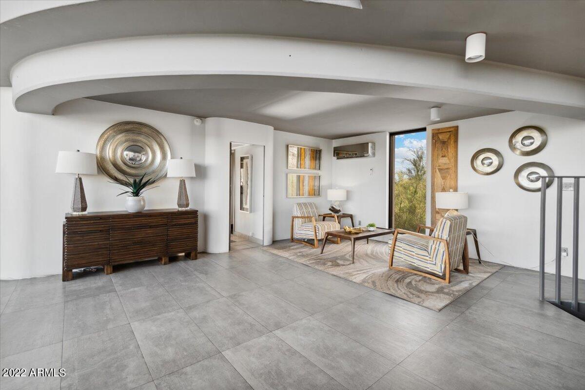 2122 E PALO VERDE Drive