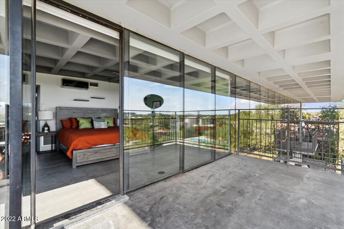 2122 E PALO VERDE Drive