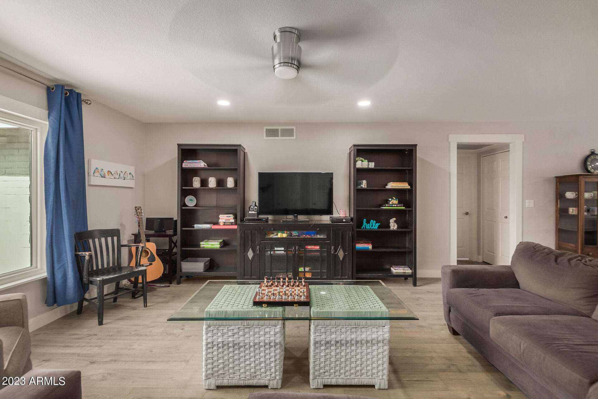 4817 E EMILE ZOLA Avenue