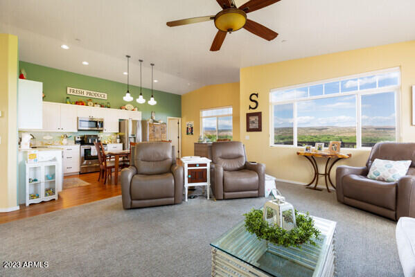 1415 N Eagle View Drive Drive
