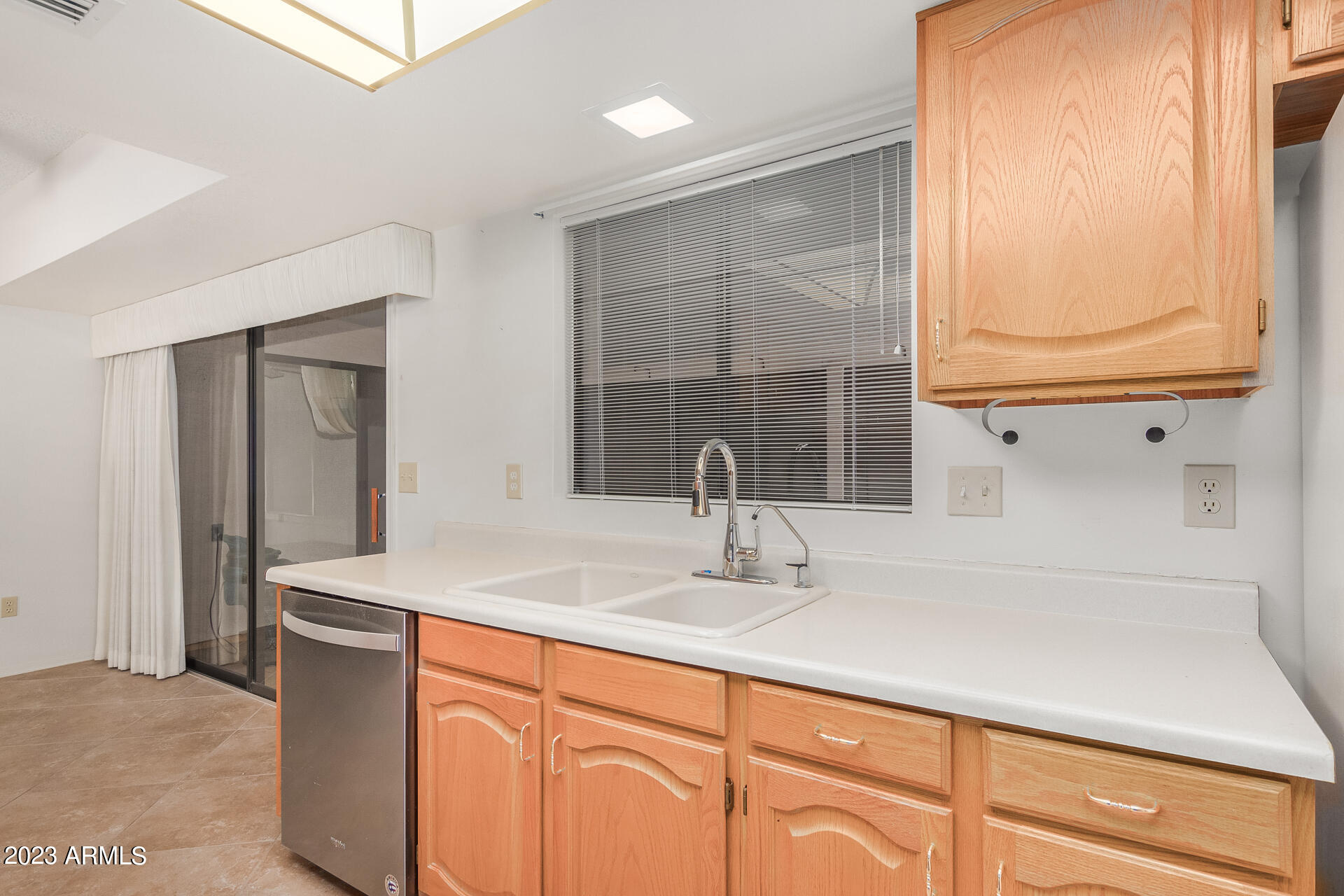 1348 LEISURE WORLD --