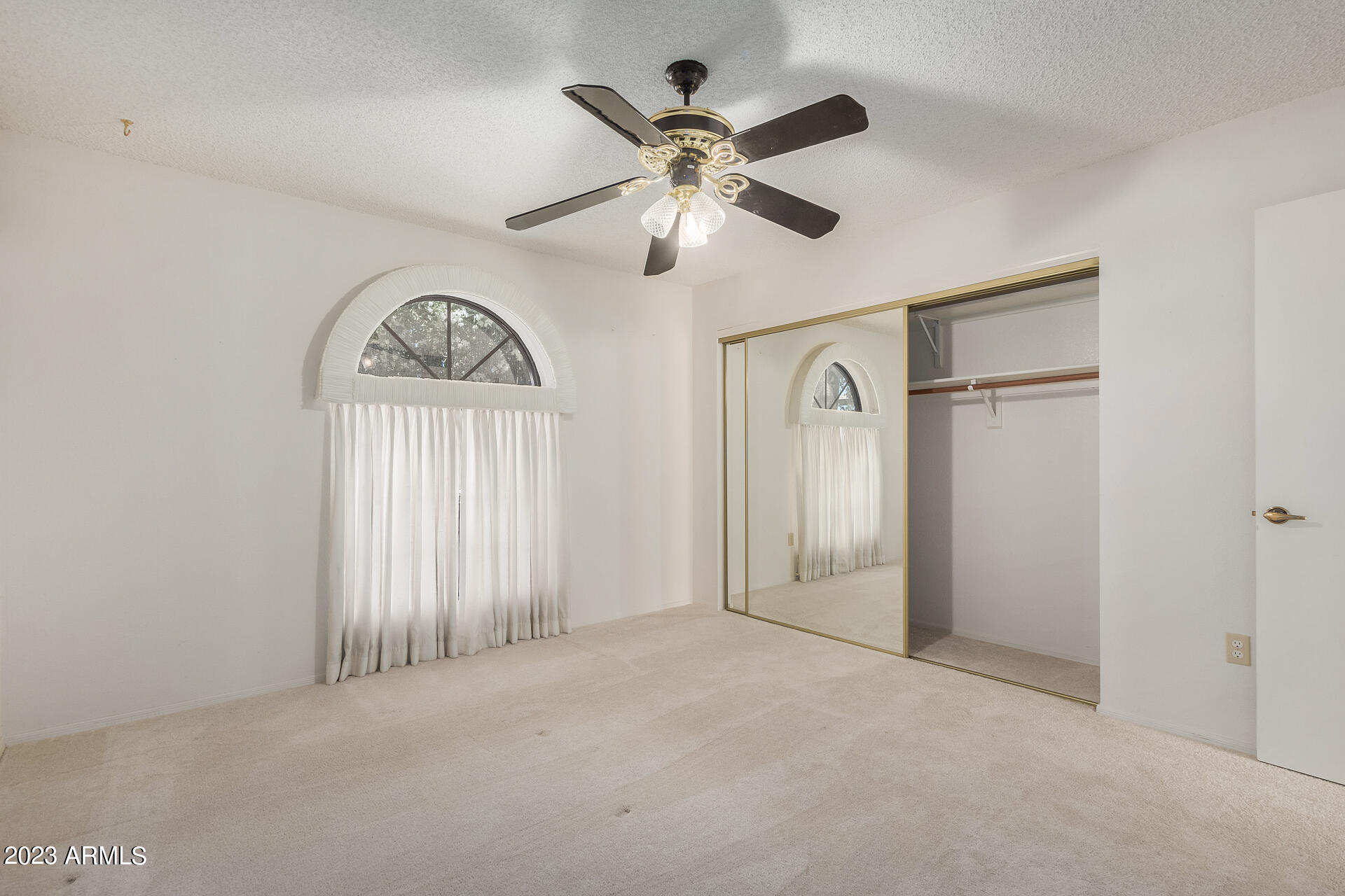 1348 LEISURE WORLD --