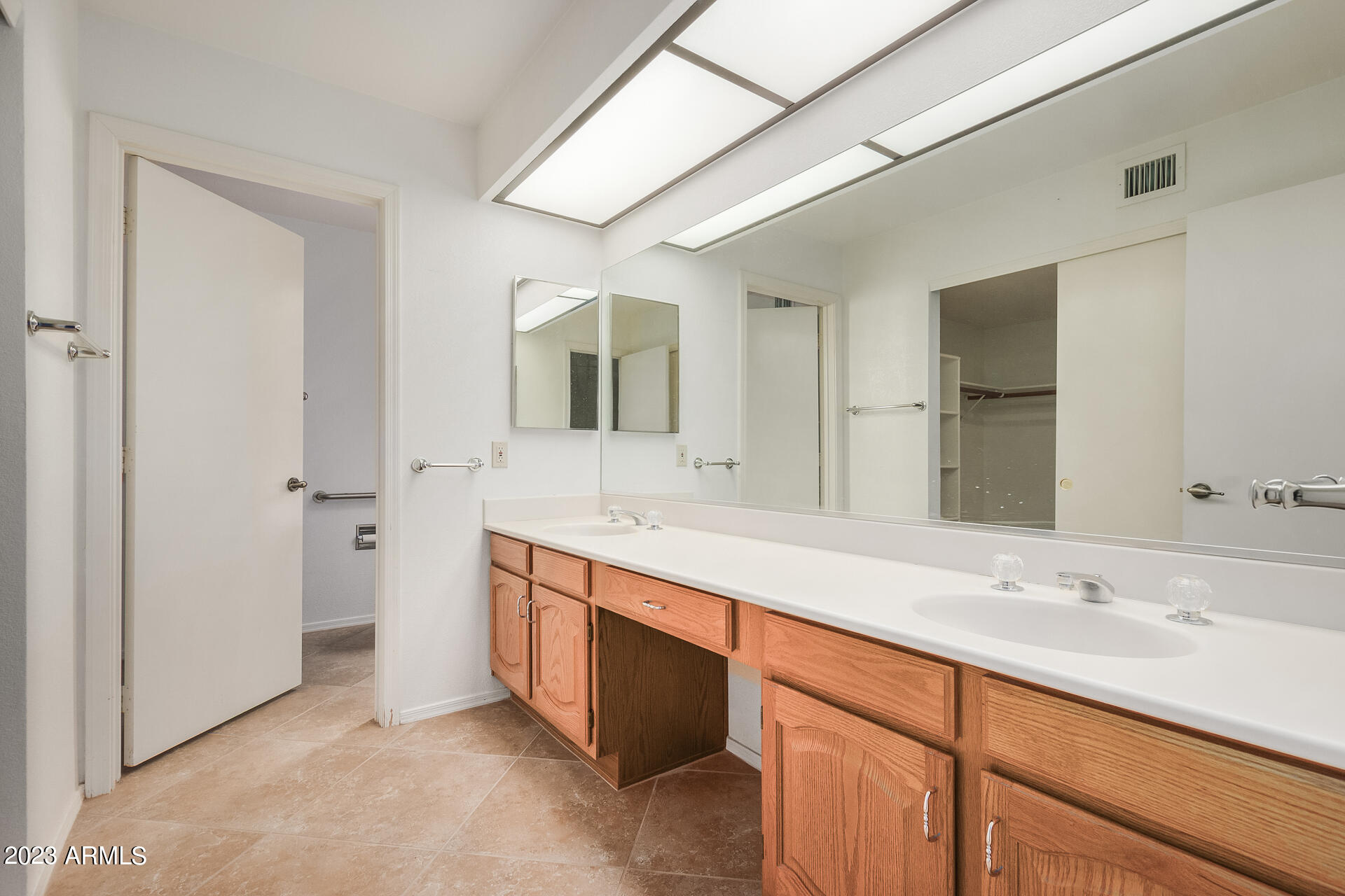 1348 LEISURE WORLD --