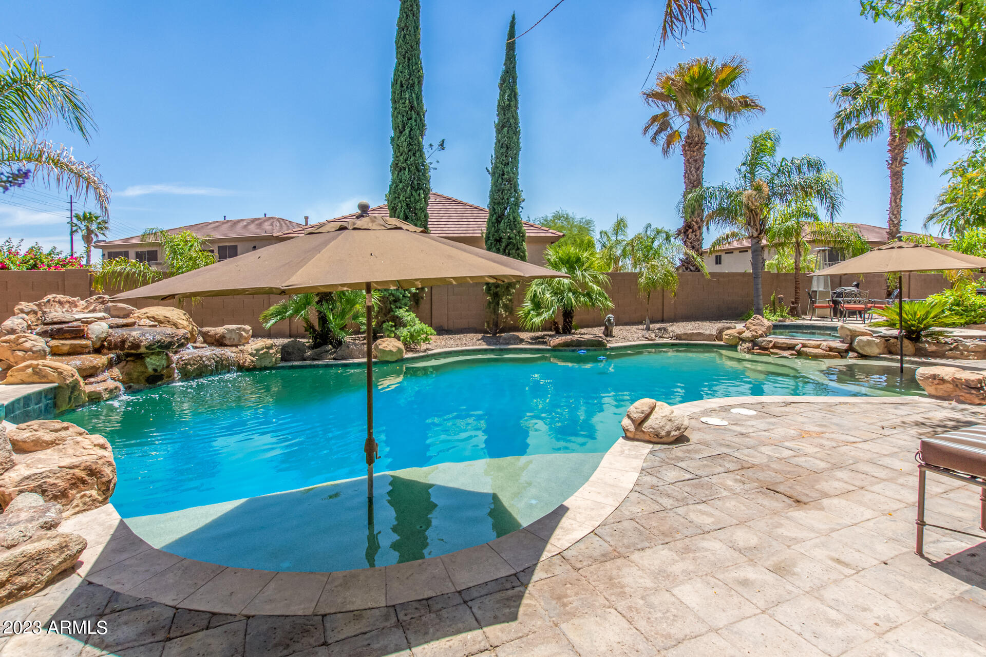 7547 E LELAND Circle