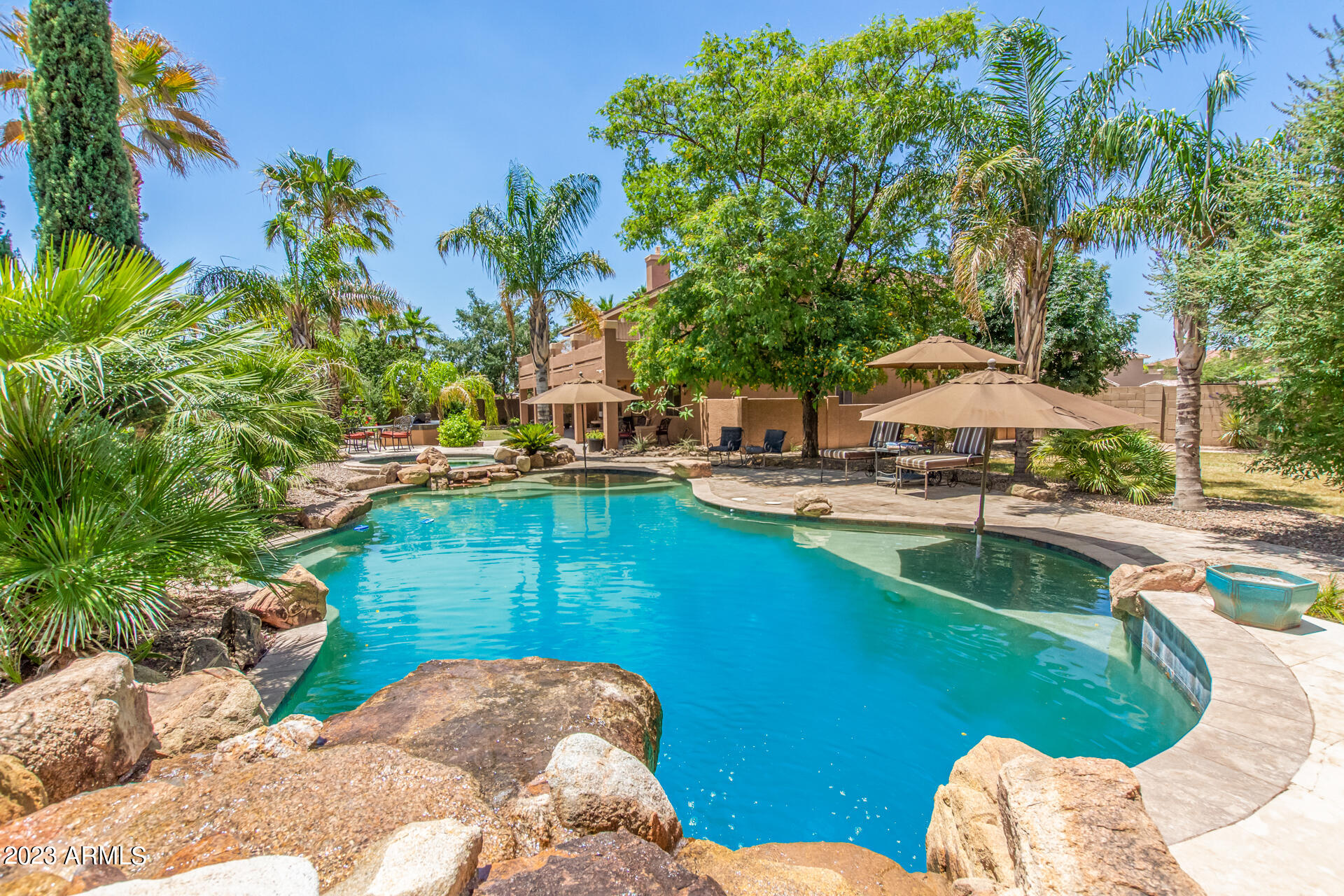 7547 E LELAND Circle