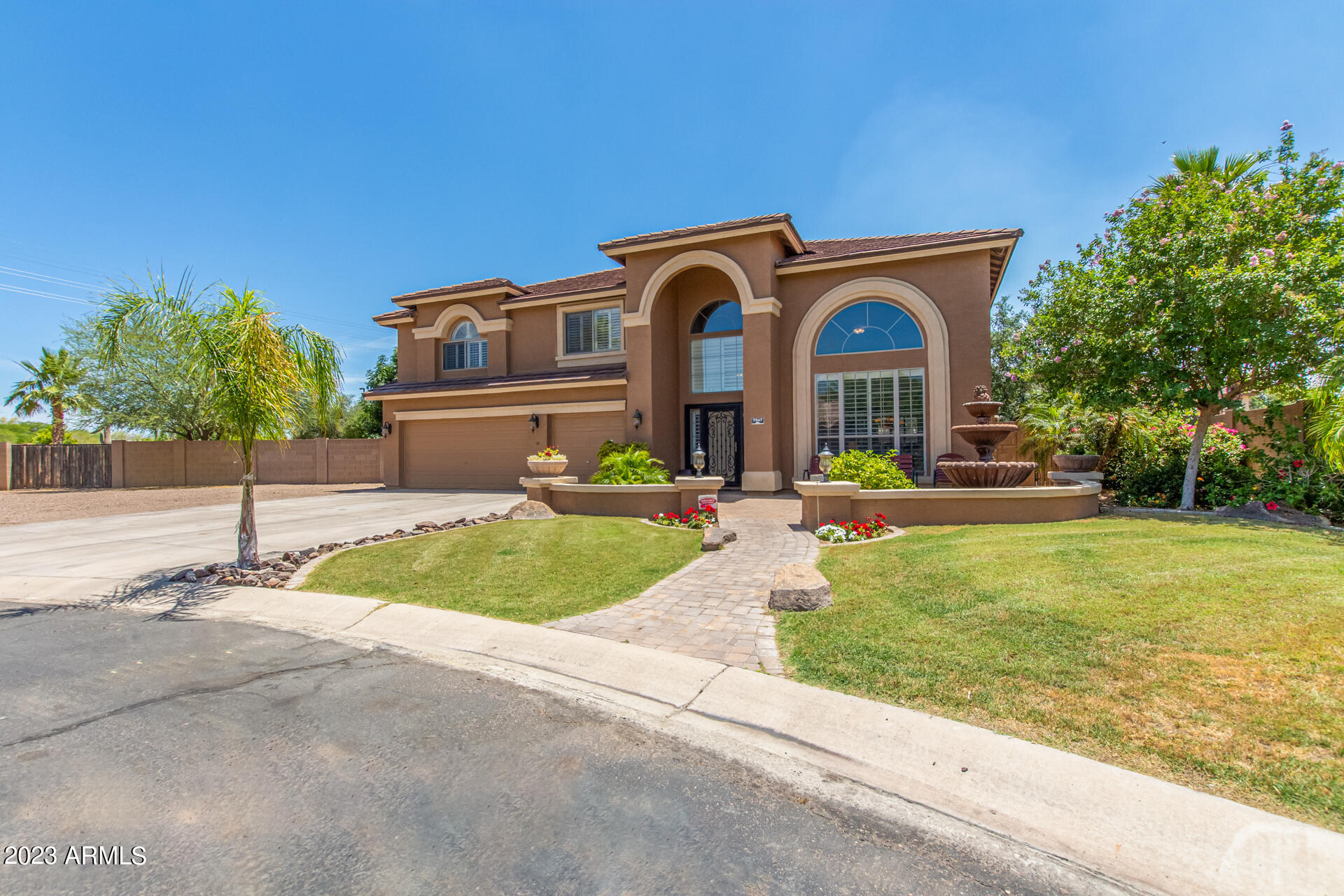 7547 E LELAND Circle