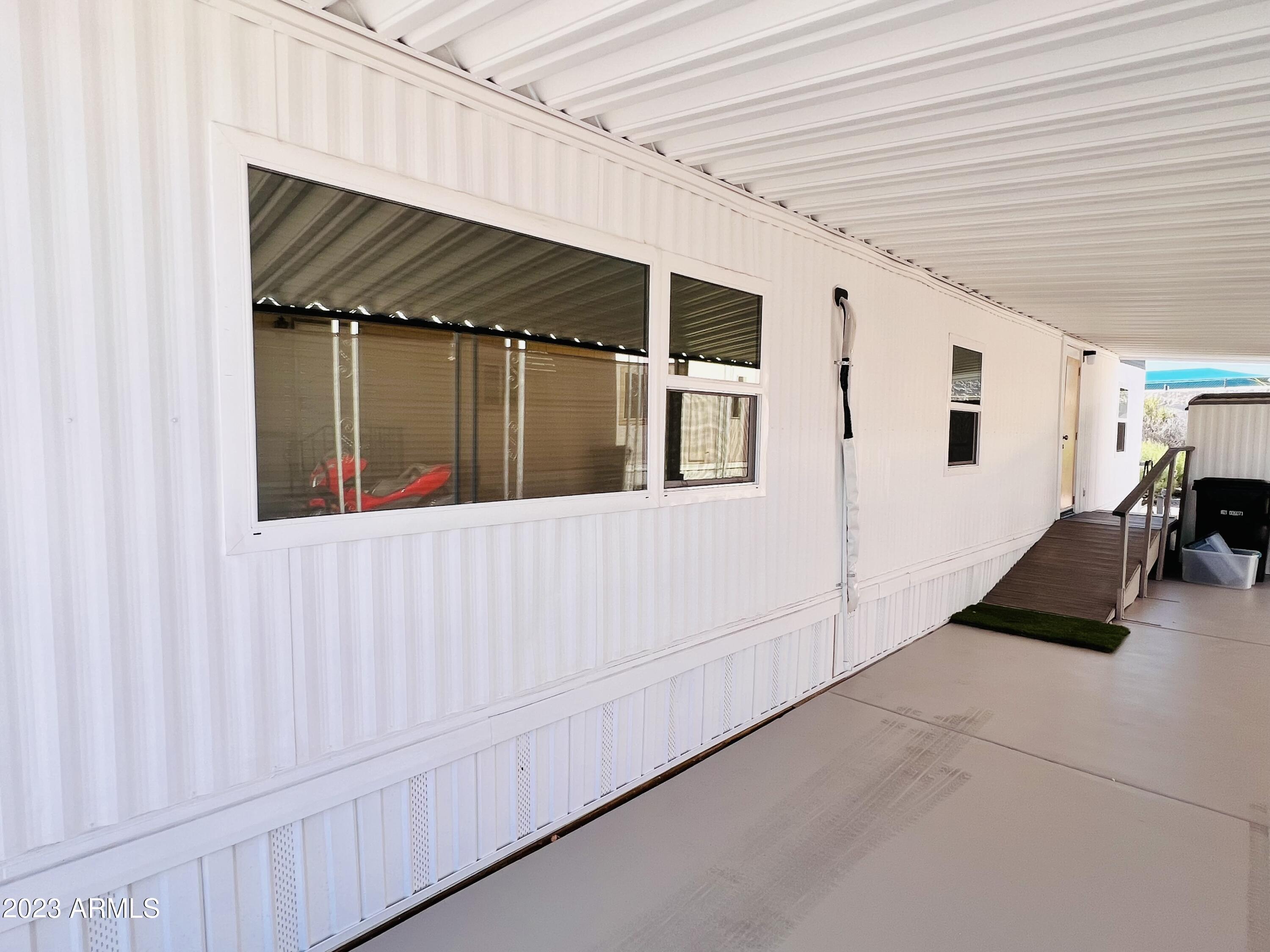 535 S ALMA SCHOOL Road, 61
