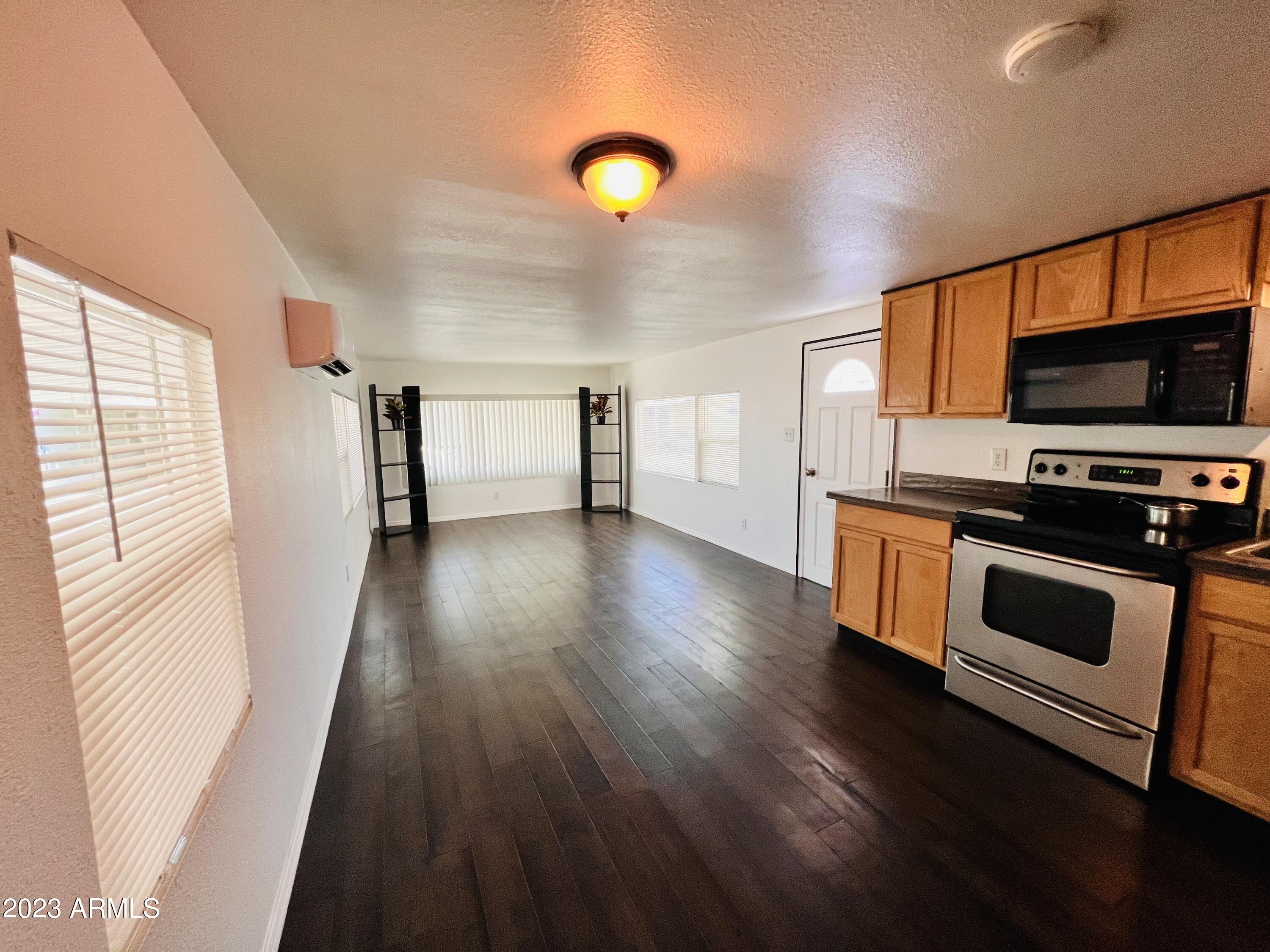 535 S ALMA SCHOOL Road, 61