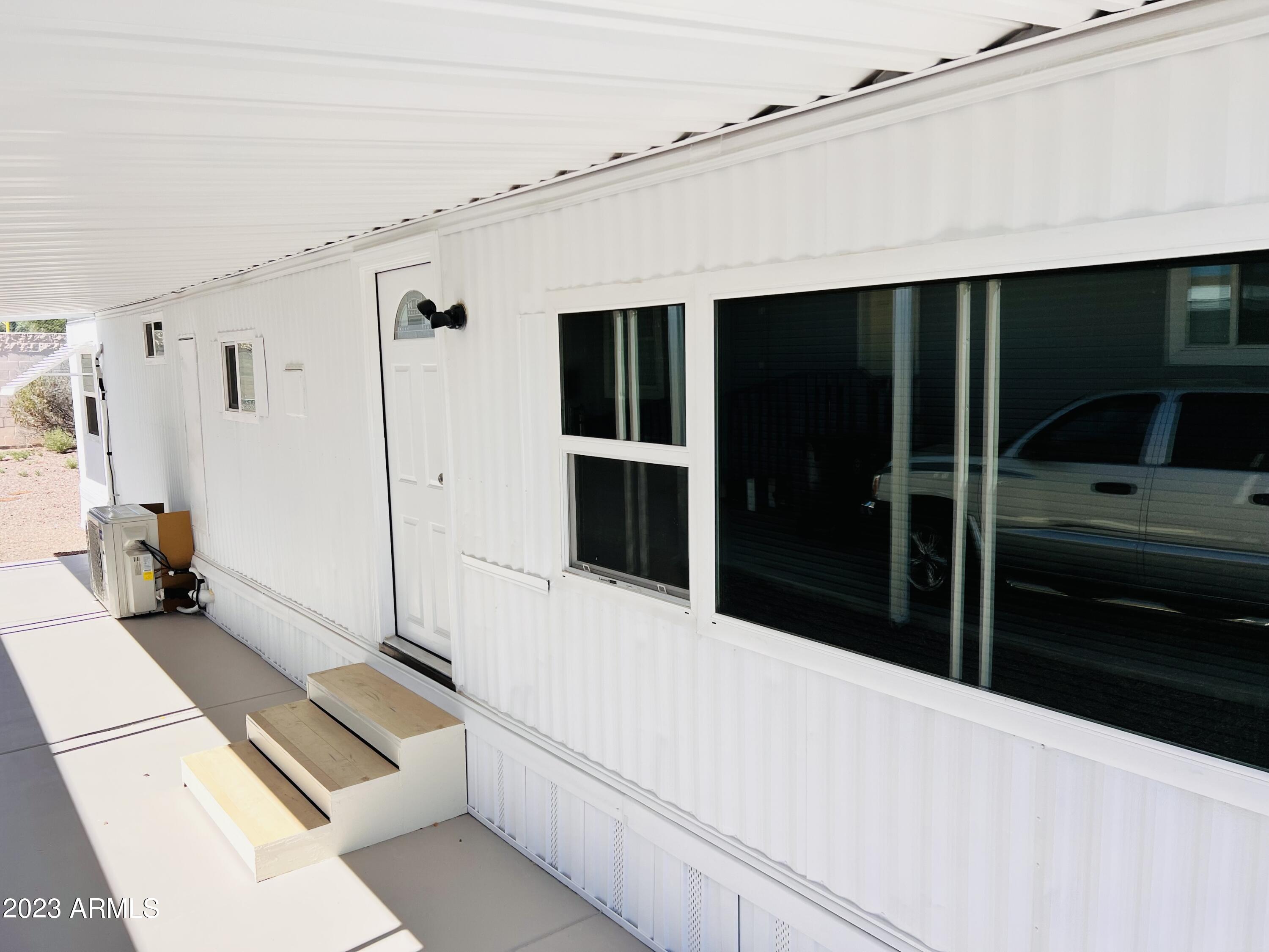 535 S ALMA SCHOOL Road, 61