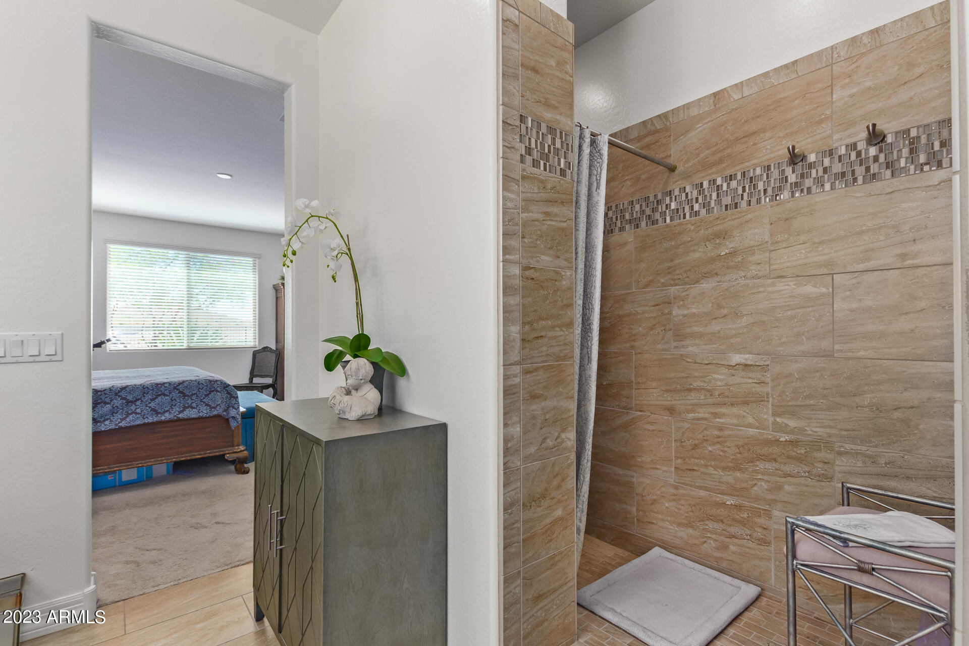 43929 N PARKER Court