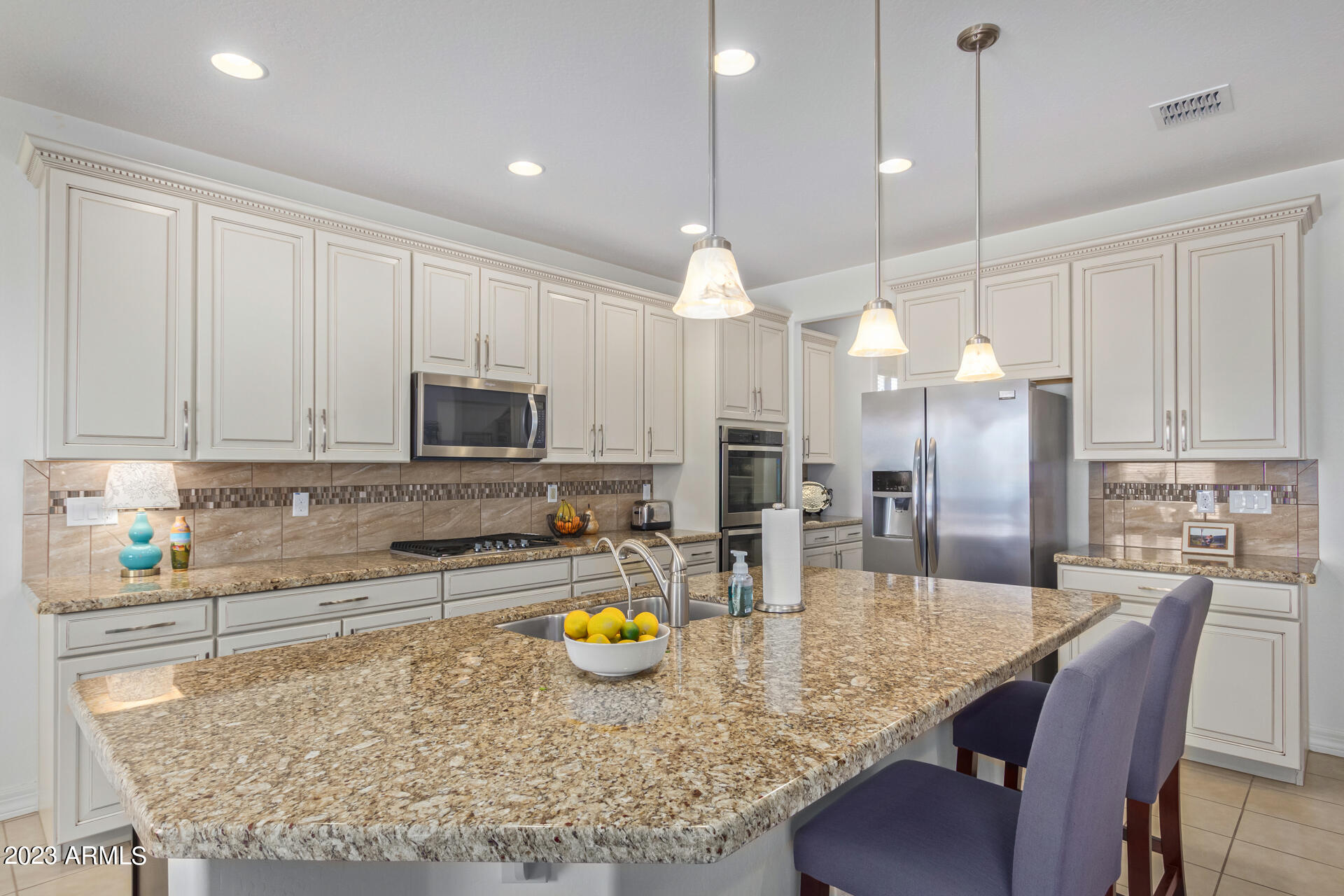 43929 N PARKER Court