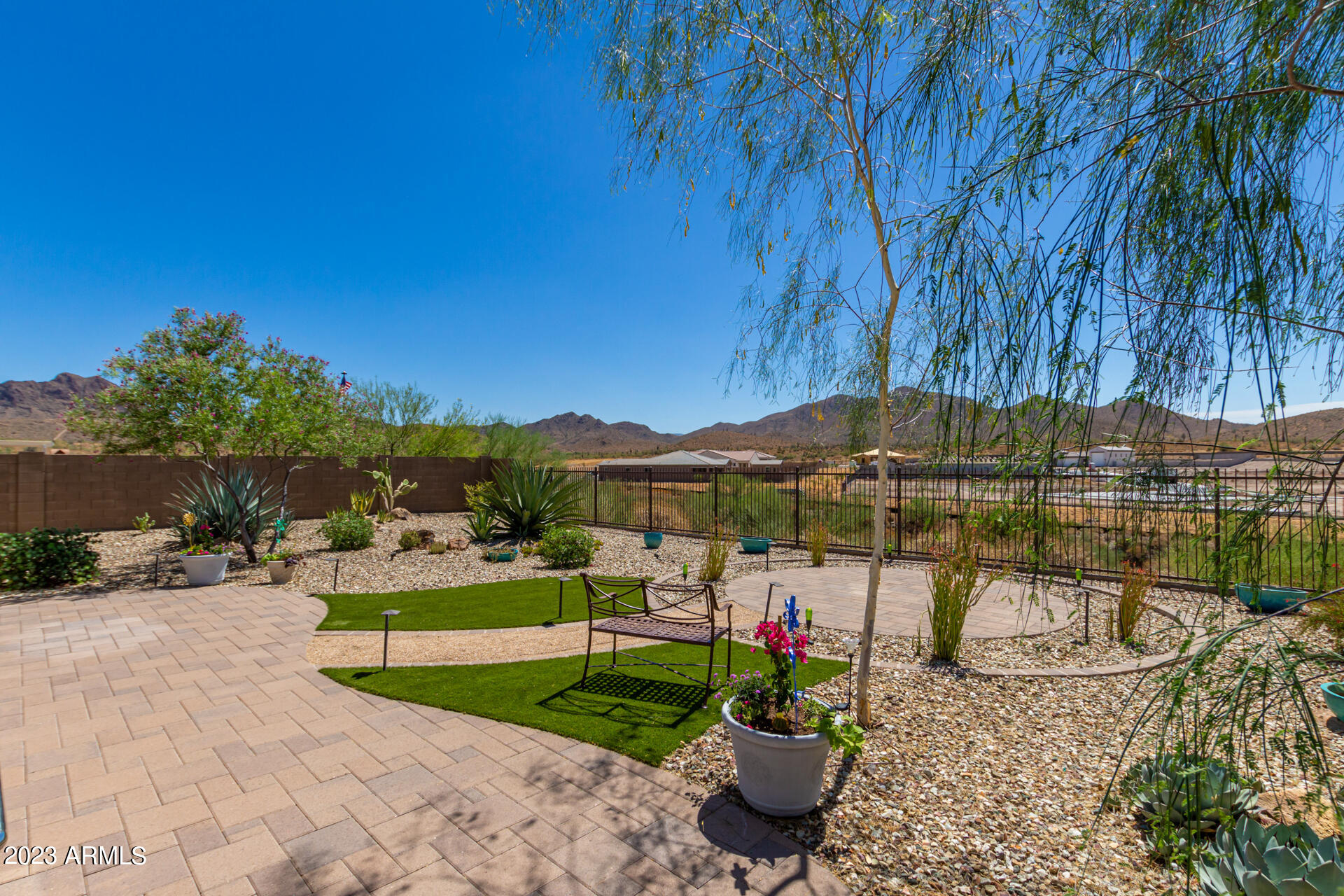 43929 N PARKER Court