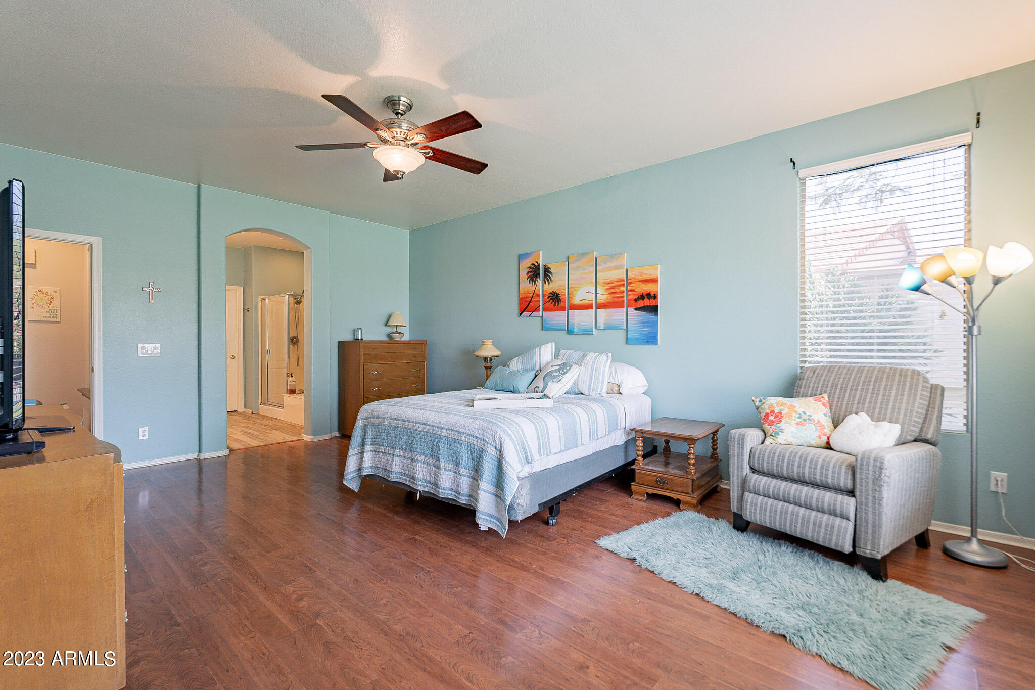 2740 E CARLA VISTA Drive