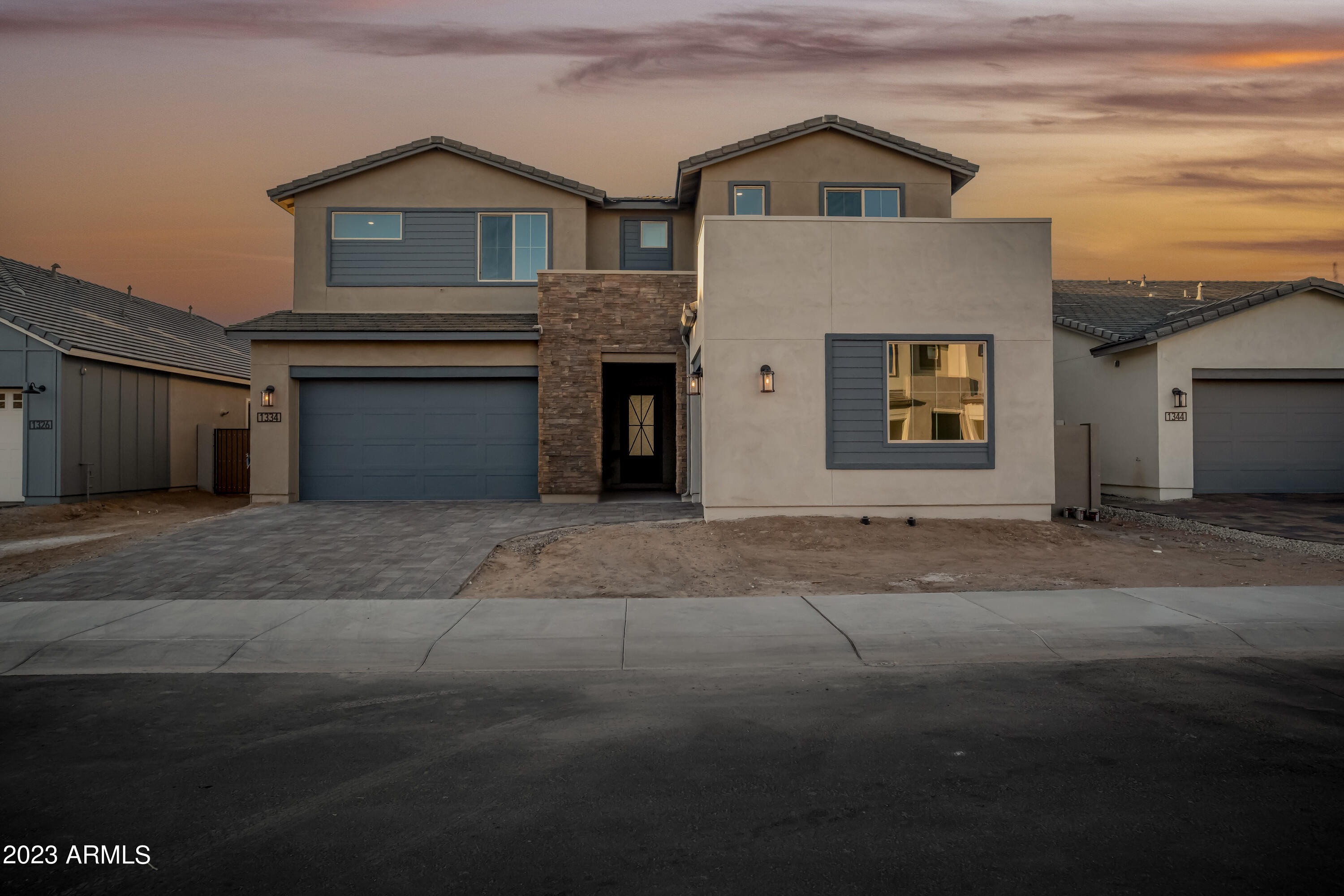 1334 E NARROWLEAF Drive