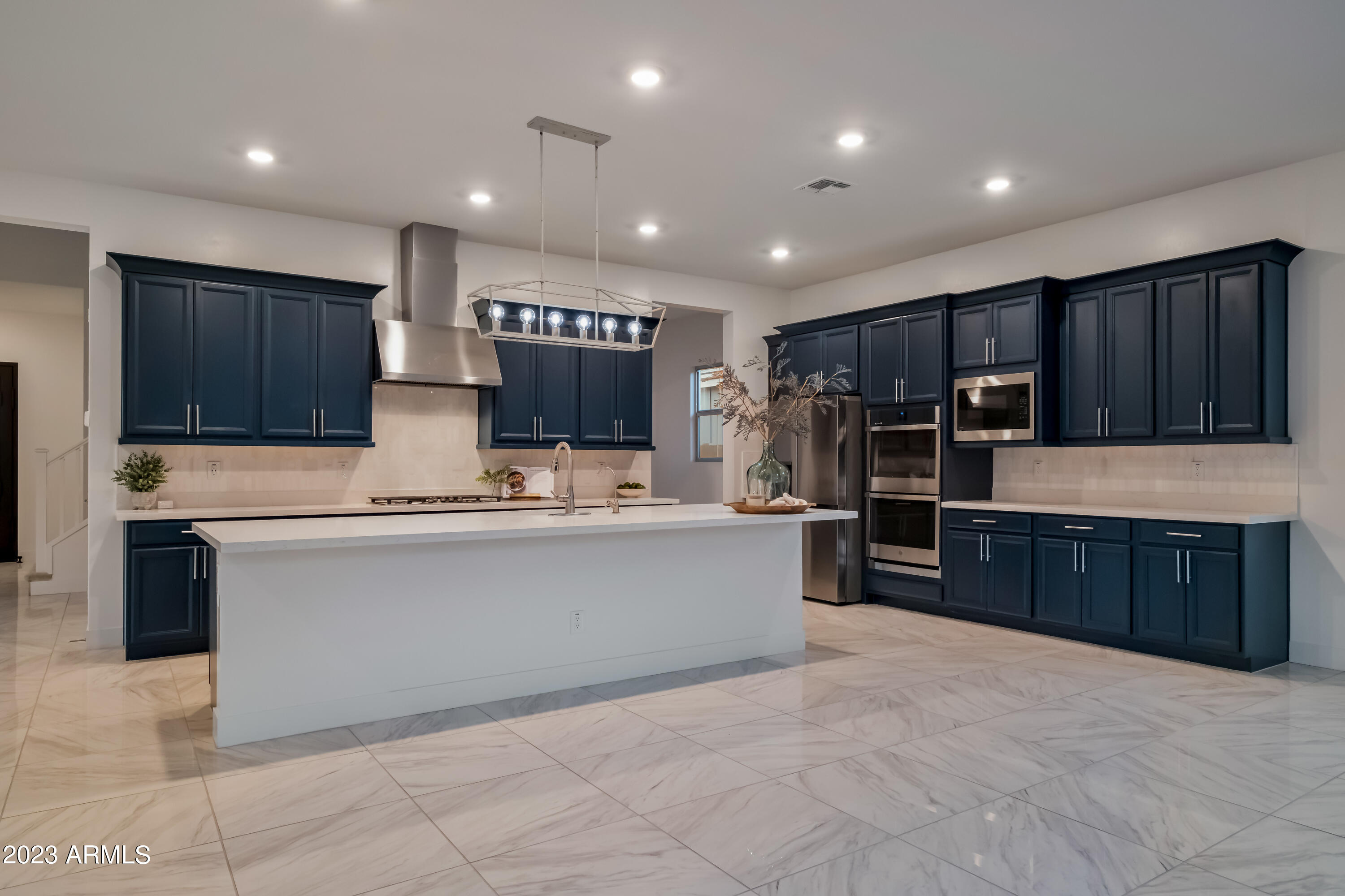 1334 E NARROWLEAF Drive