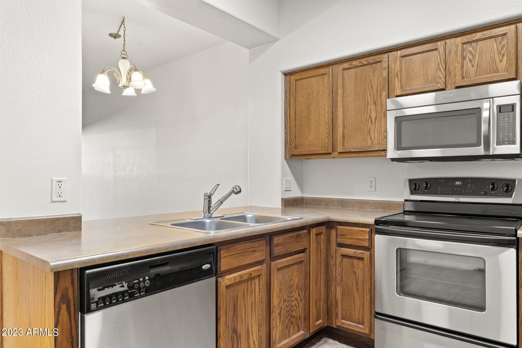 525 N MILLER Road # 151