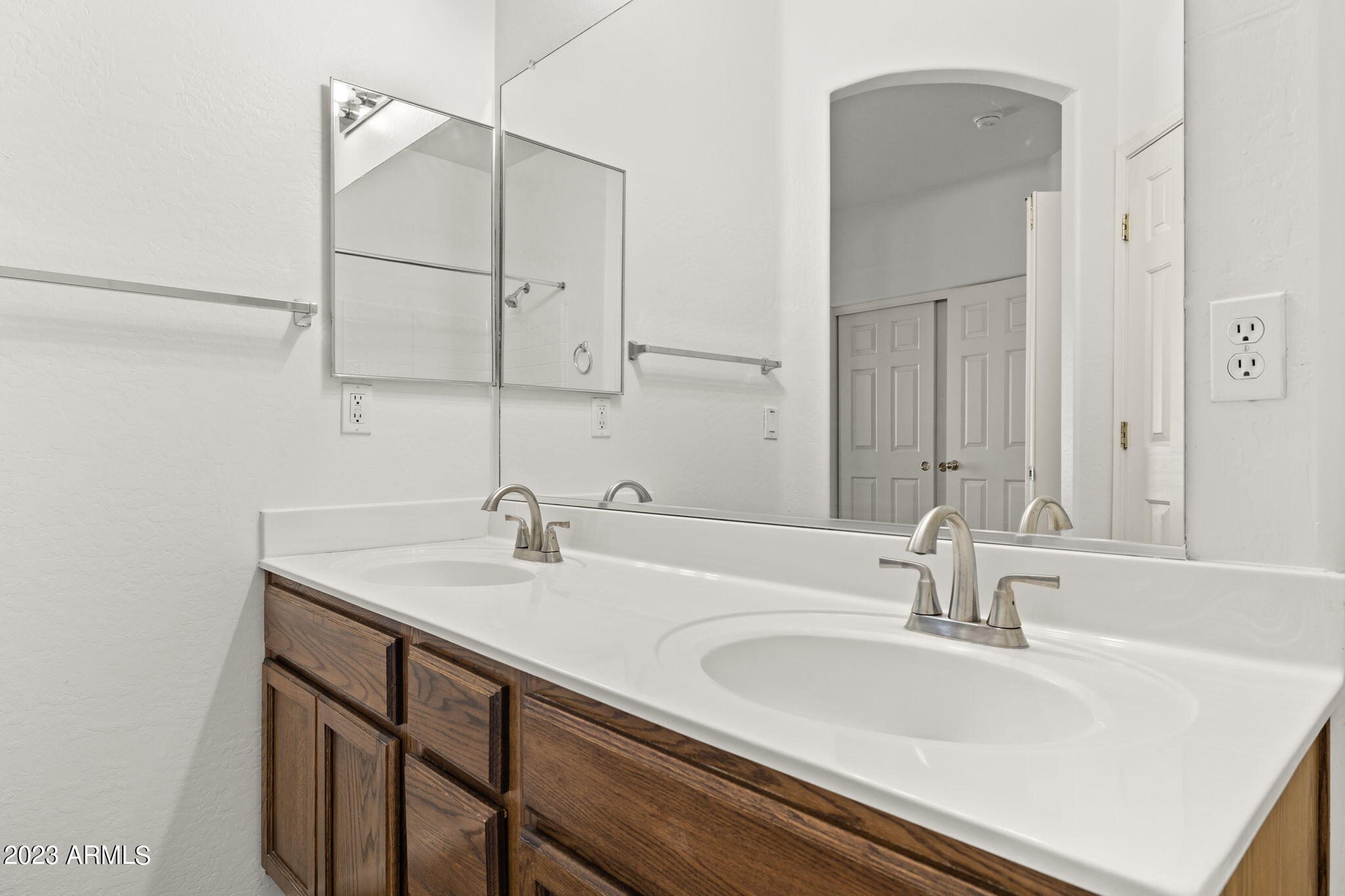 525 N MILLER Road # 151