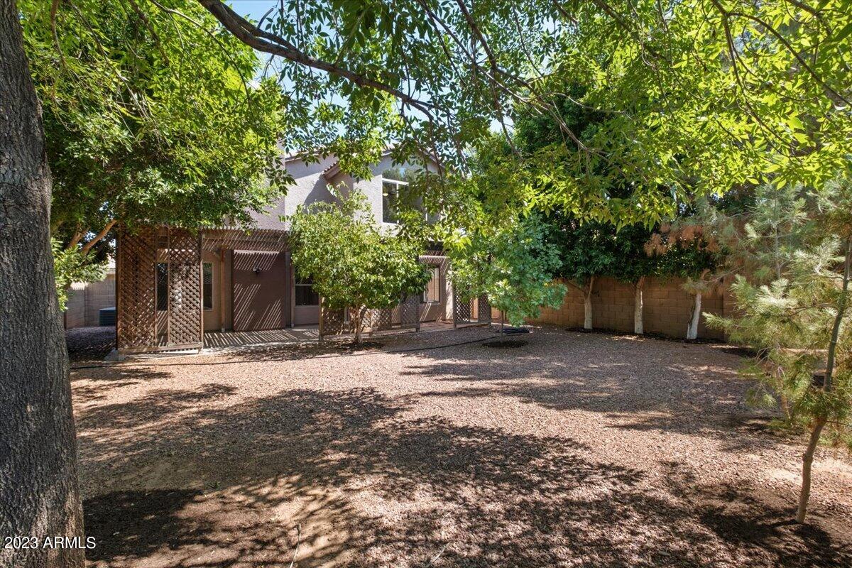 15063 W HERITAGE OAK Way
