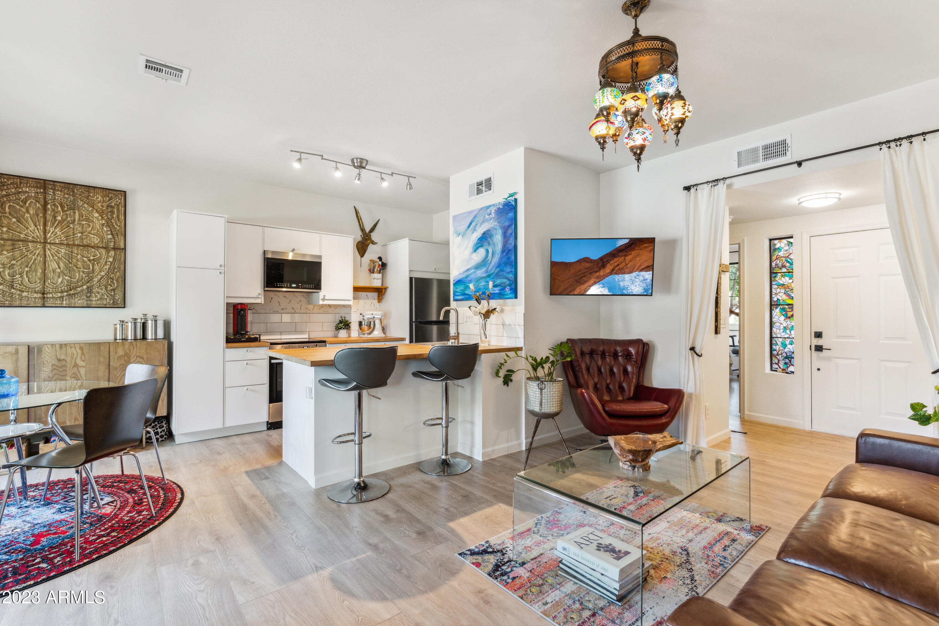 9711 E MOUNTAIN VIEW Road # 1539