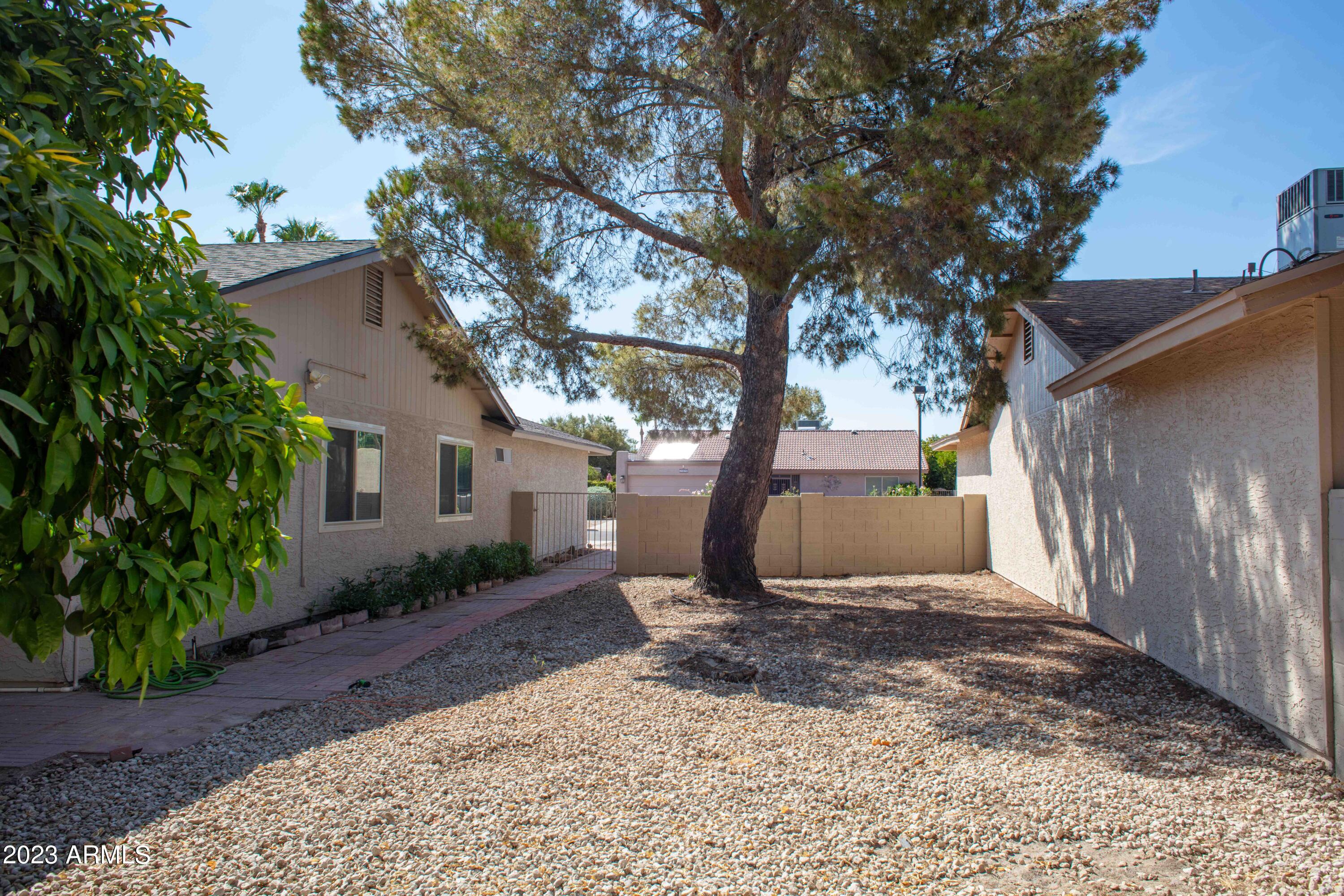 25835 S NEW TOWN Drive
