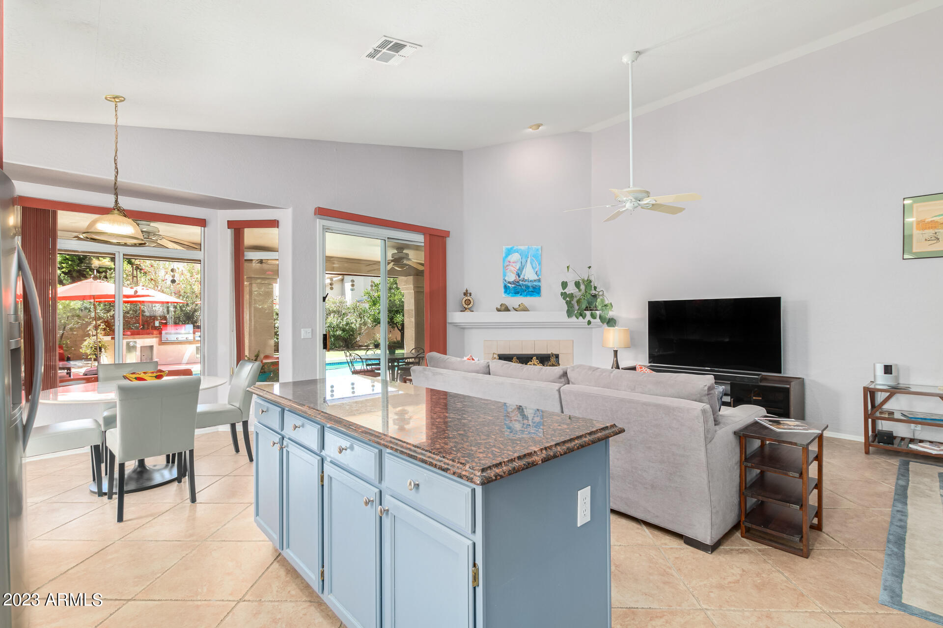 5175 W LINDA Lane