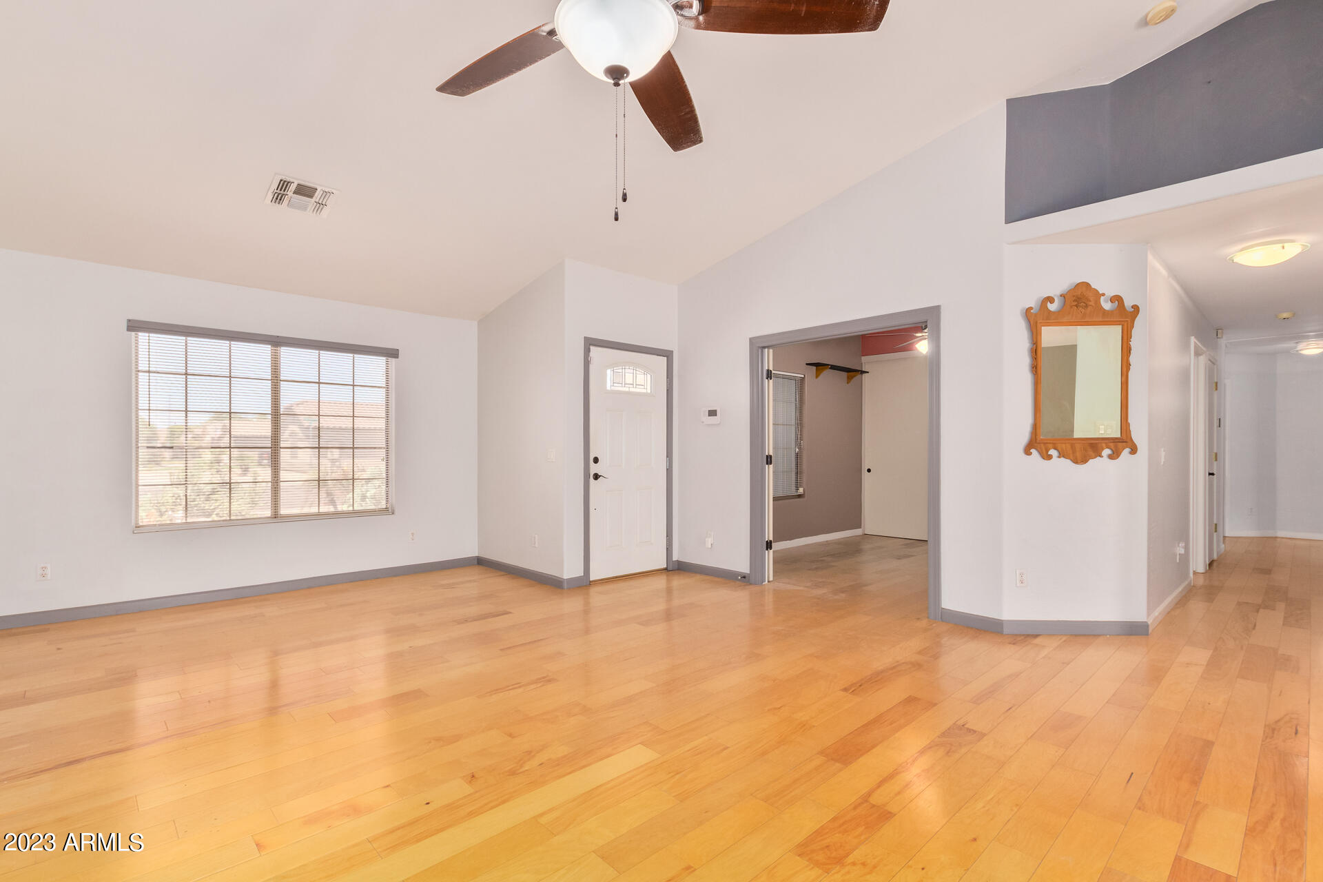 10543 W WILSHIRE Drive