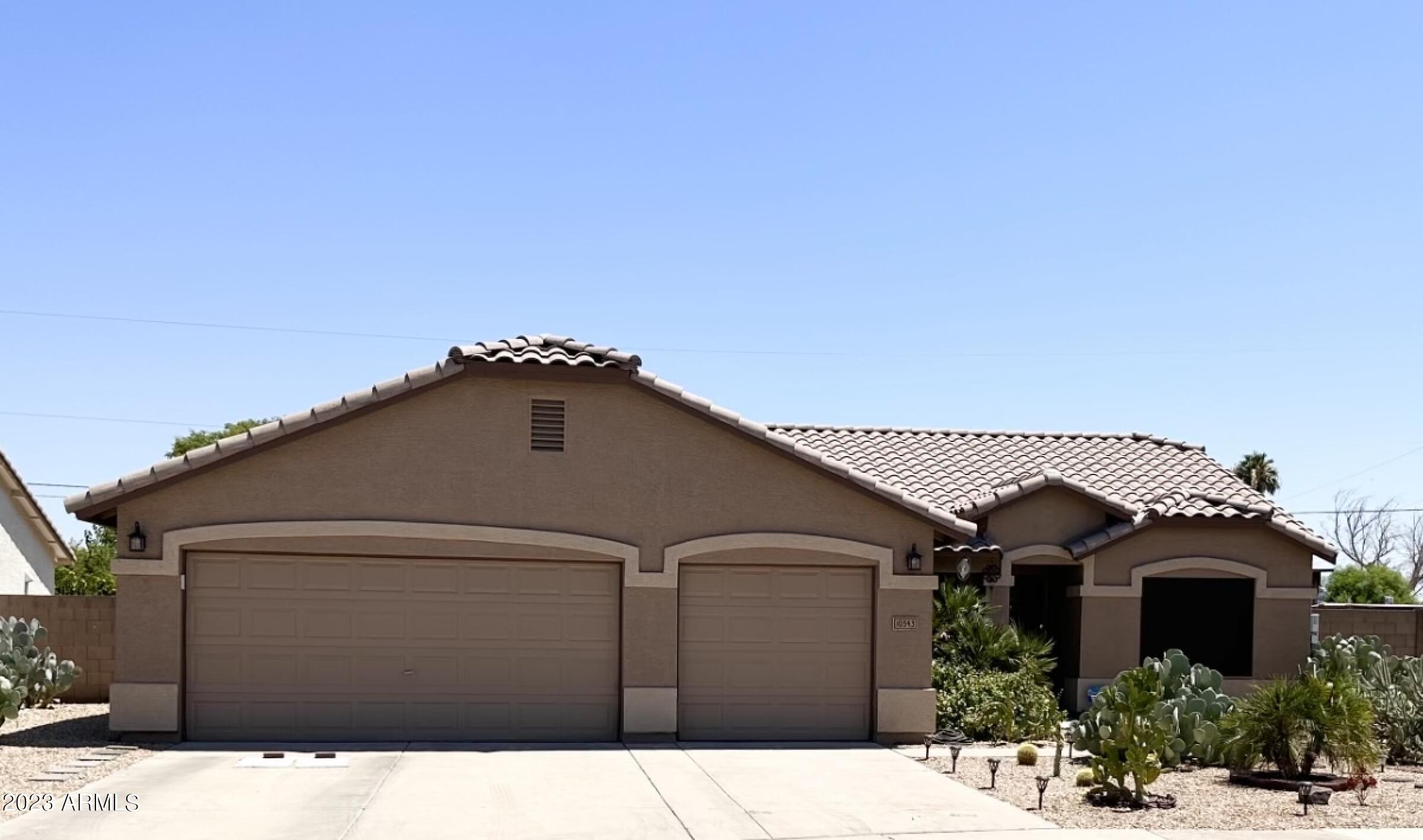 10543 W WILSHIRE Drive
