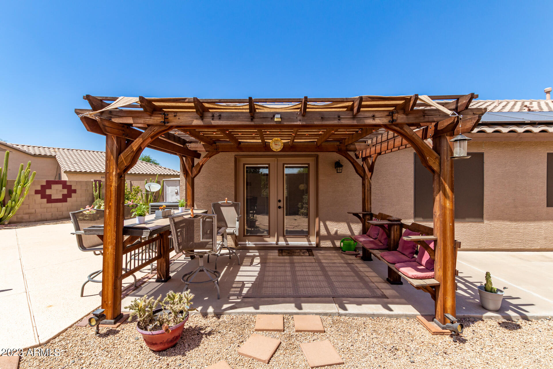 10543 W WILSHIRE Drive