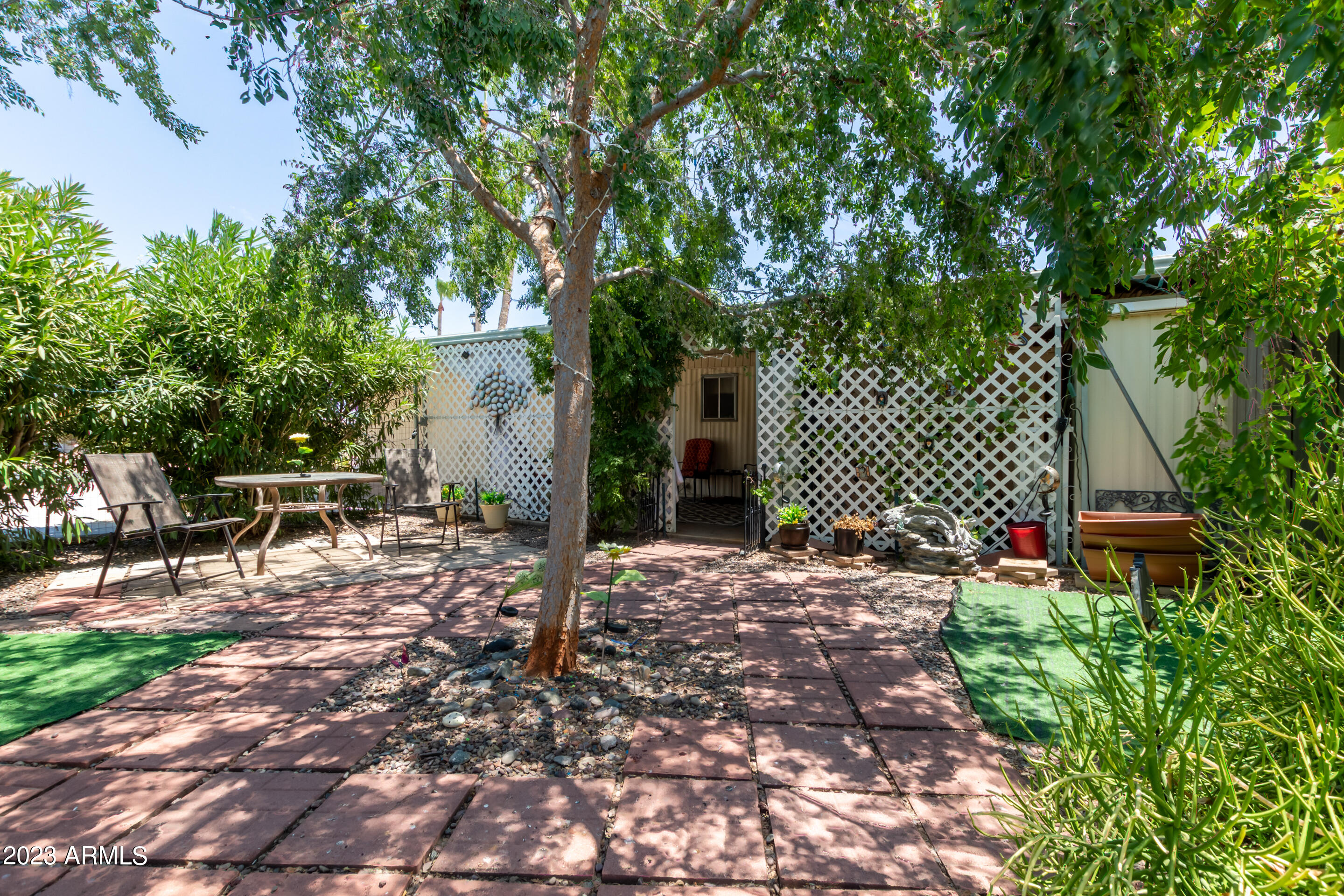 714 S 83RD Way
