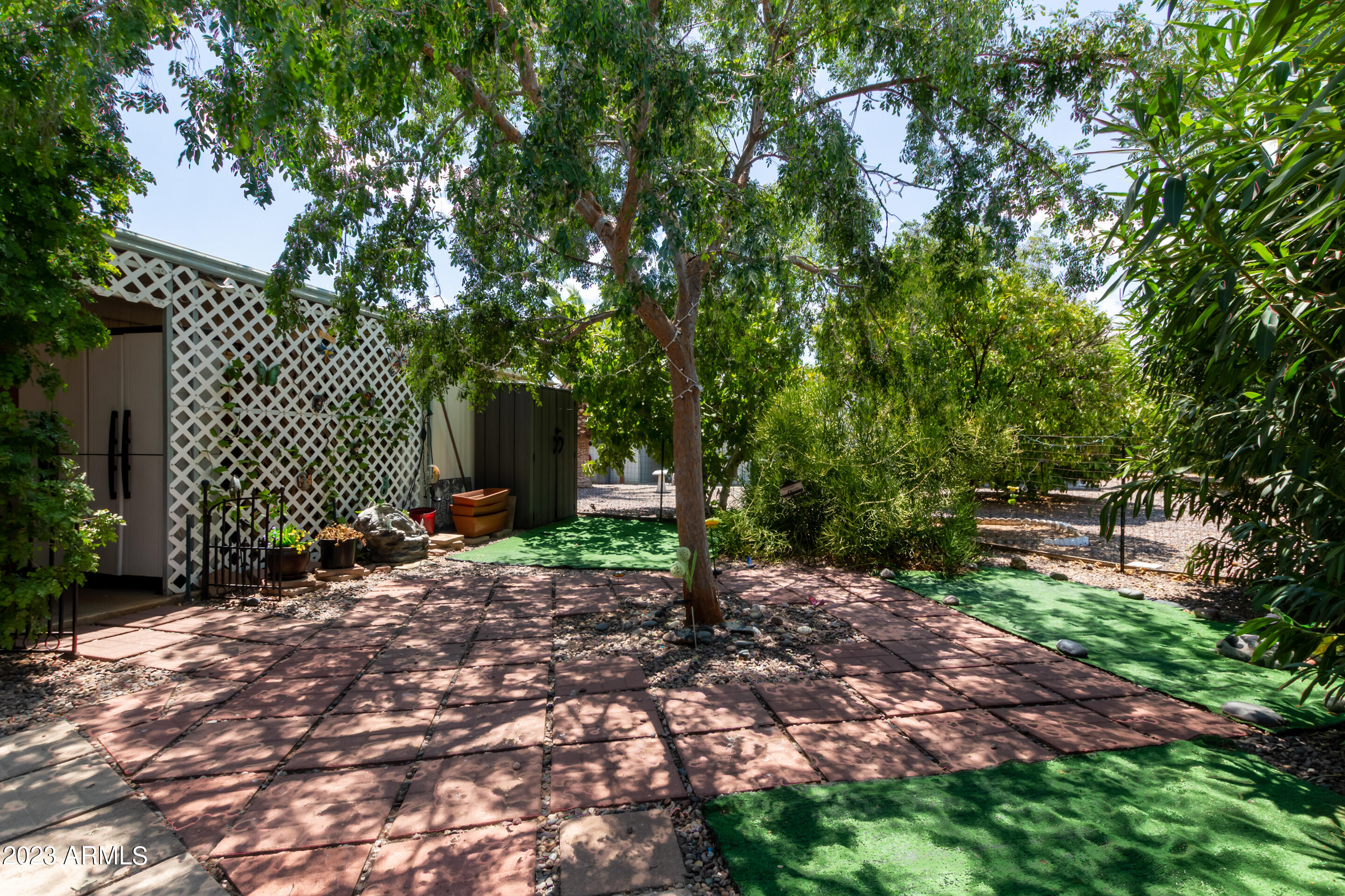 714 S 83RD Way