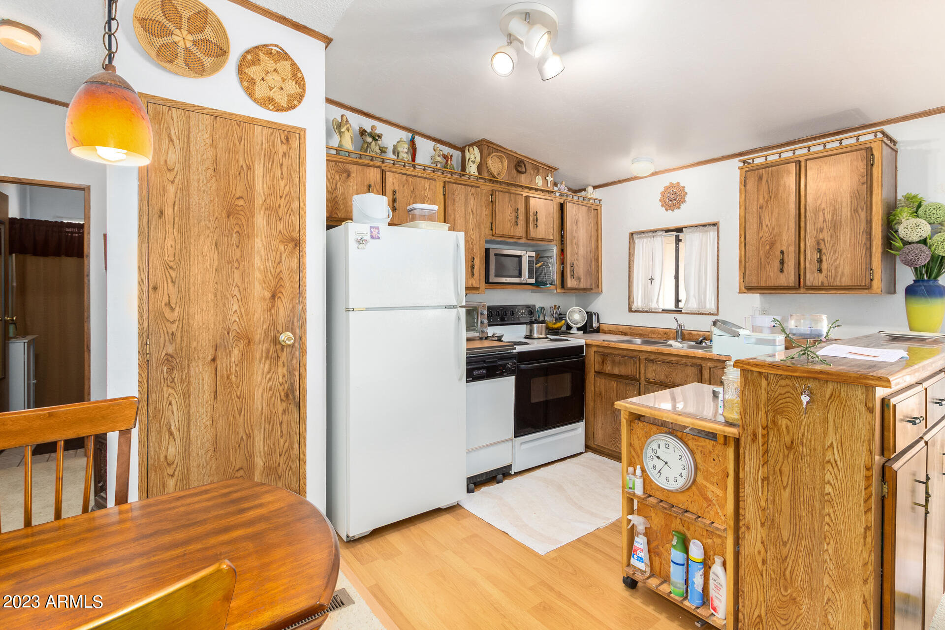 5735 E McDowell Road, 226