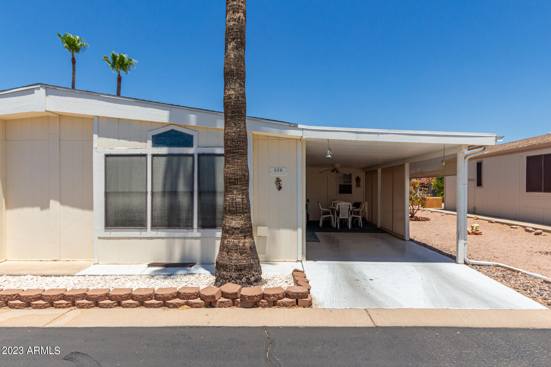 5735 E McDowell Road, 226