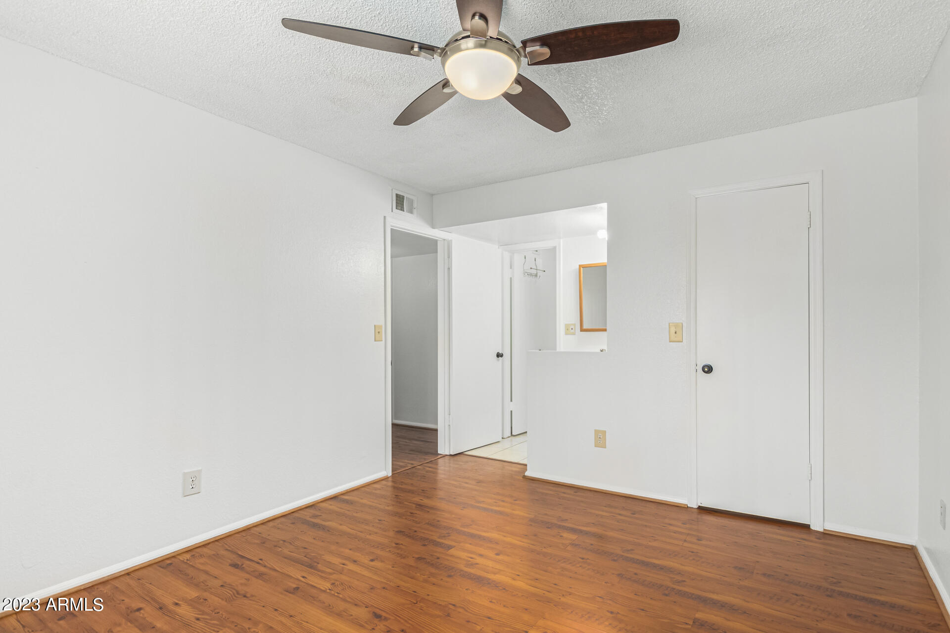 623 W GUADALUPE Road, 270