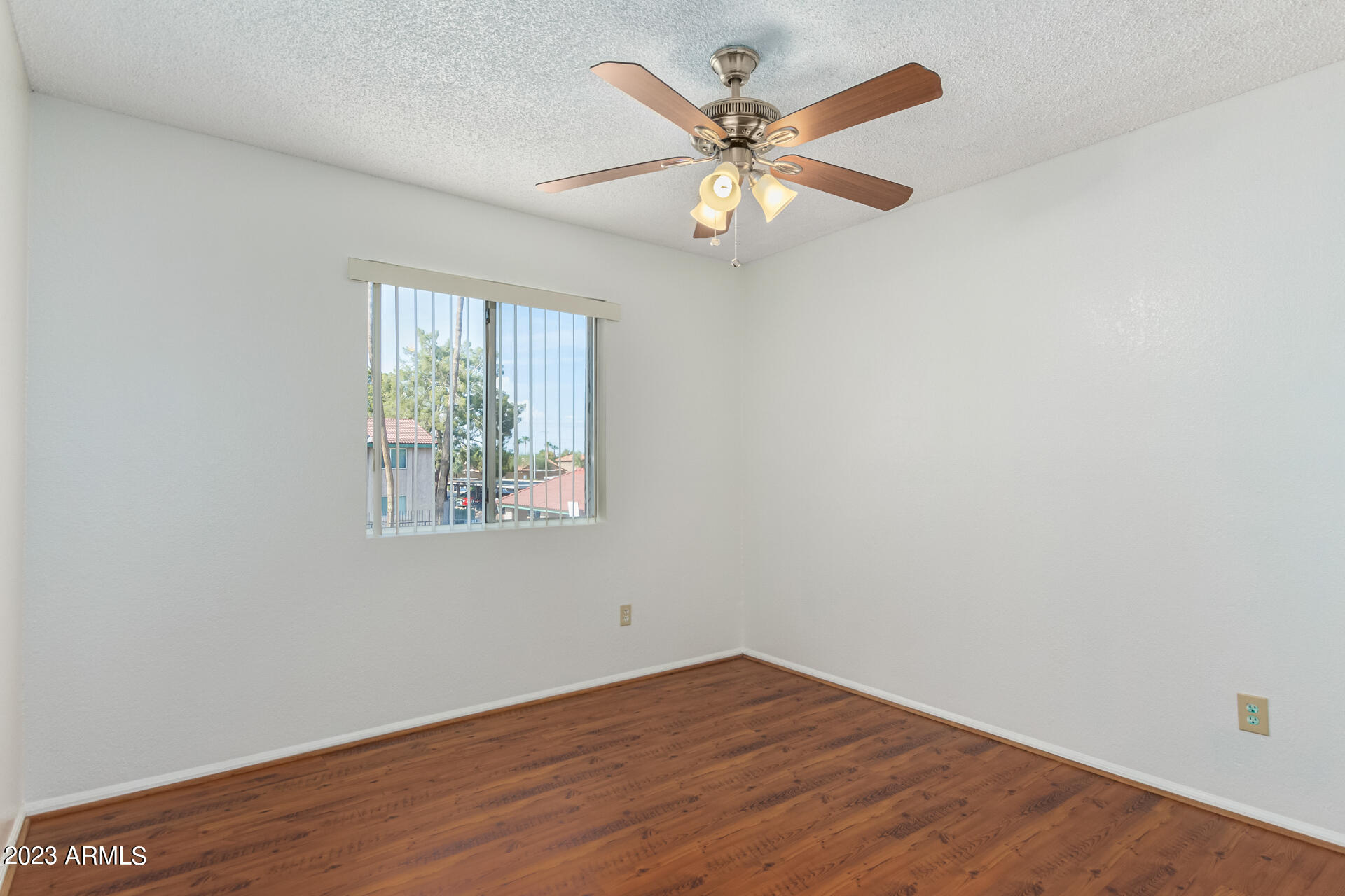 623 W GUADALUPE Road, 270