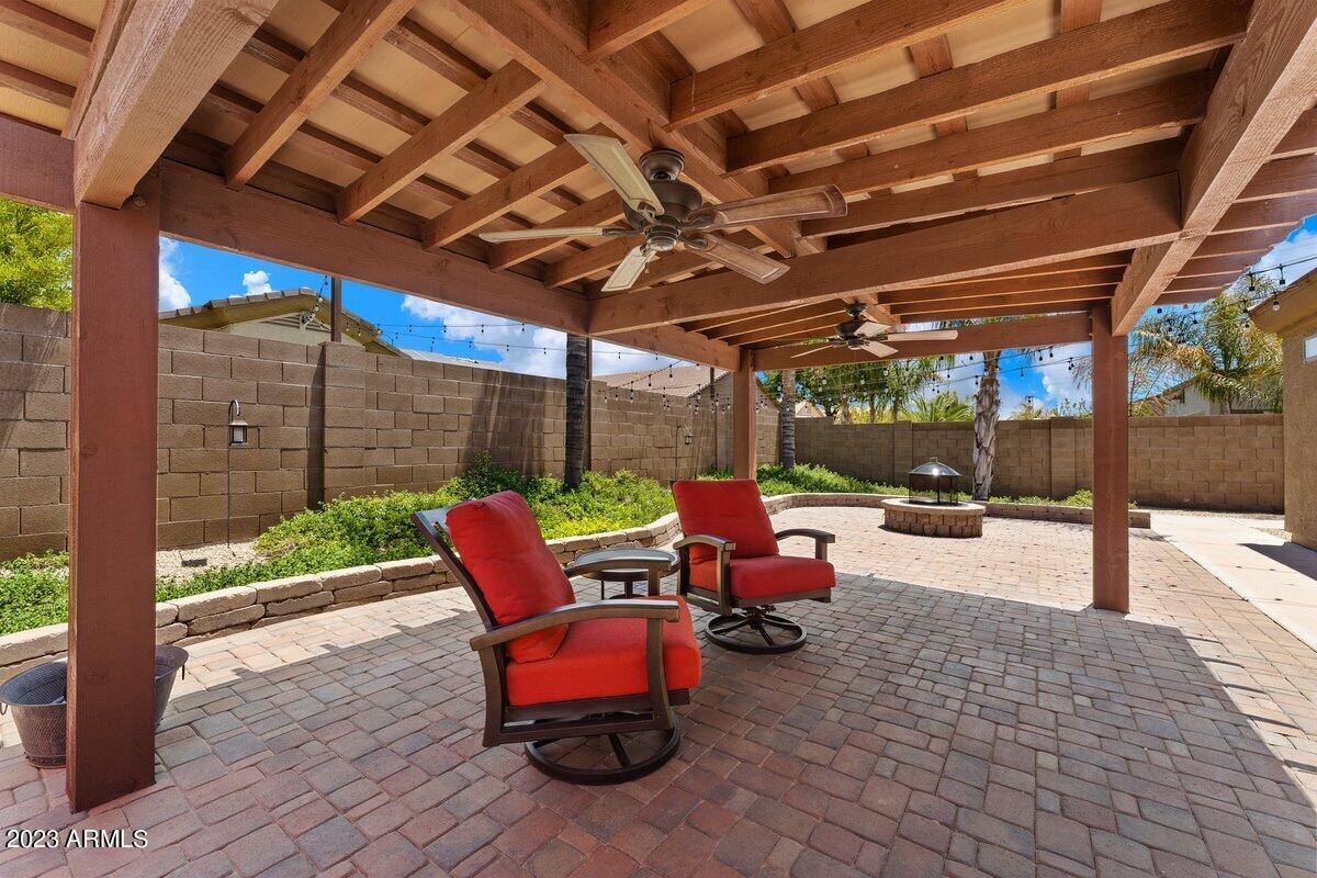 3107 S CHATSWORTH Circle