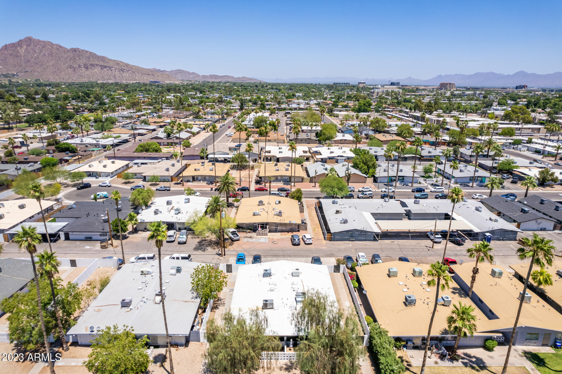 6644 E EARLL Drive E, 1-4