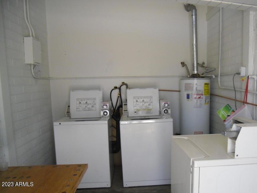 6644 E EARLL Drive E, 1-4