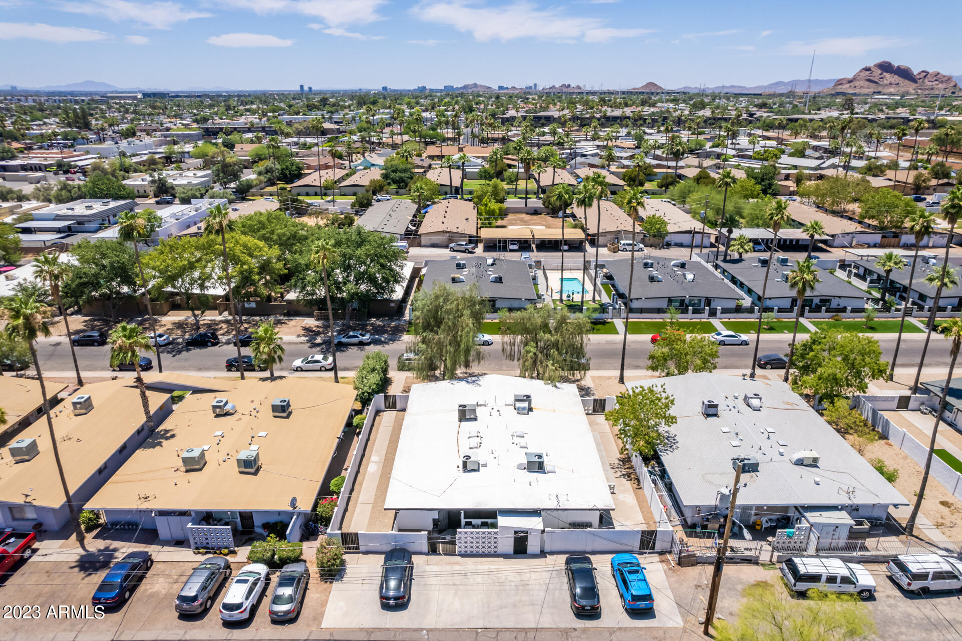 6644 E EARLL Drive E, 1-4