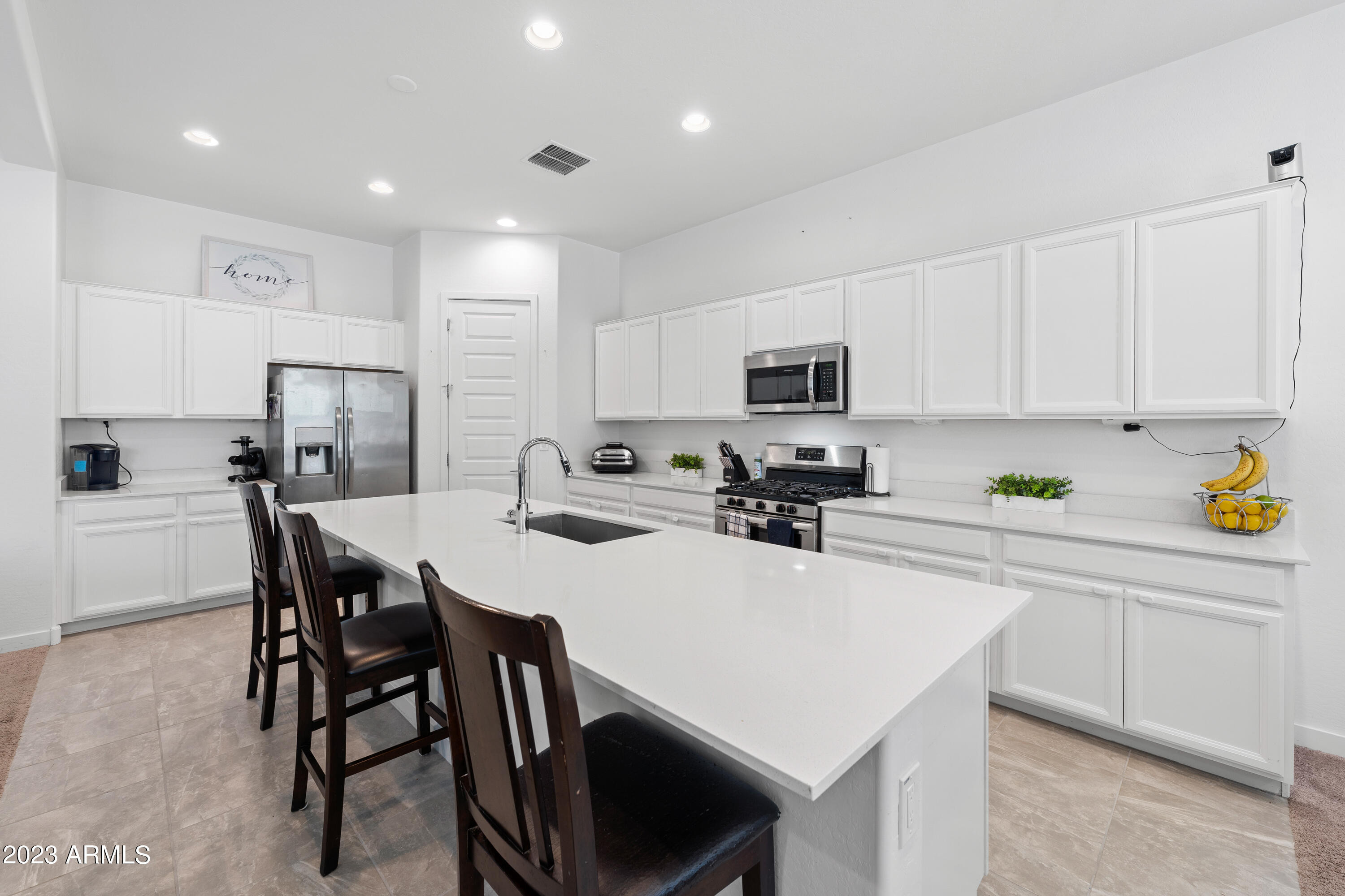 21080 E DOMINGO Road
