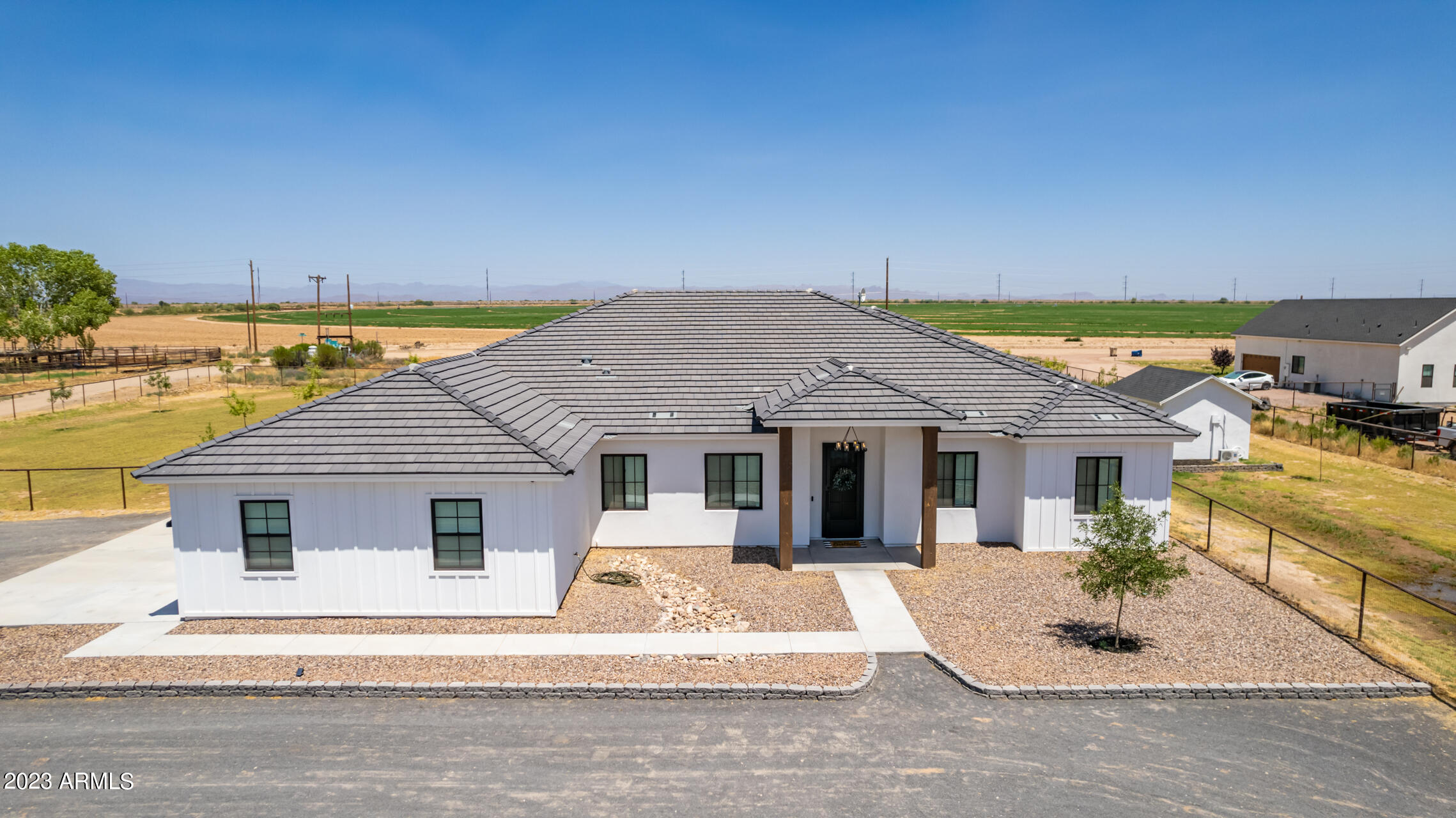 4989 E STAGECOACH PASS Avenue