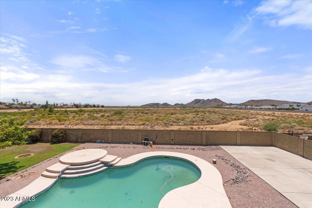 4603 W SOFT WIND Drive