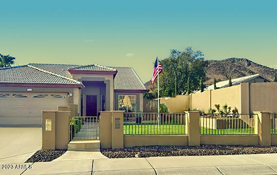6132 W WEST WIND Drive