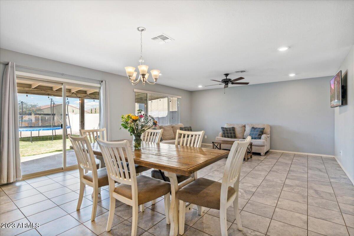 1062 W LOWELL Drive