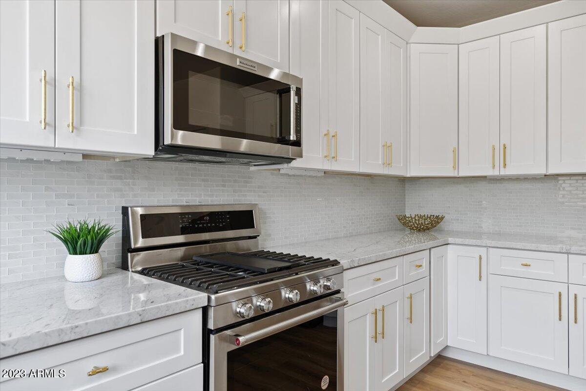 2122 W APACHE RAIN Road