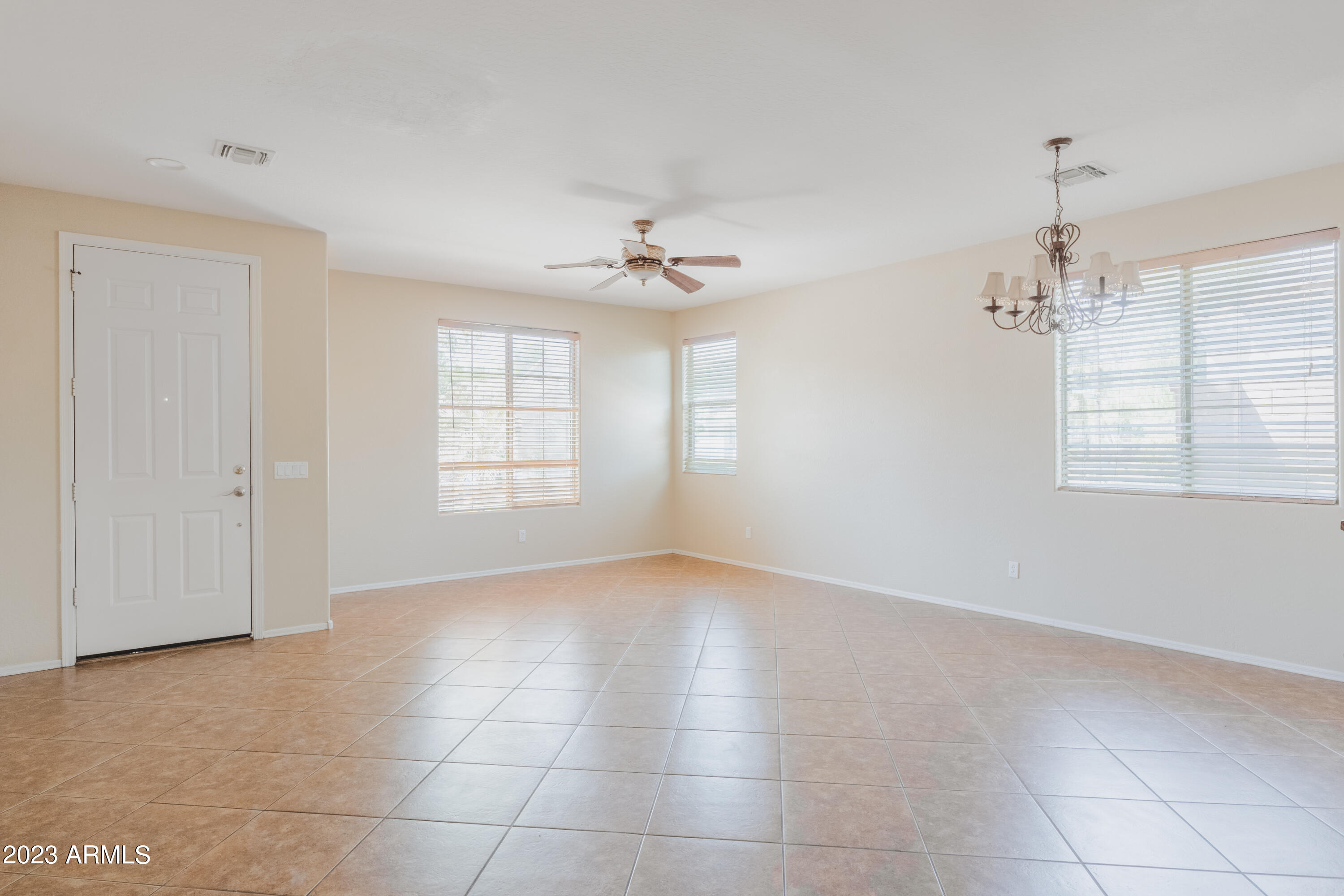 3744 E SEBASTIAN Lane