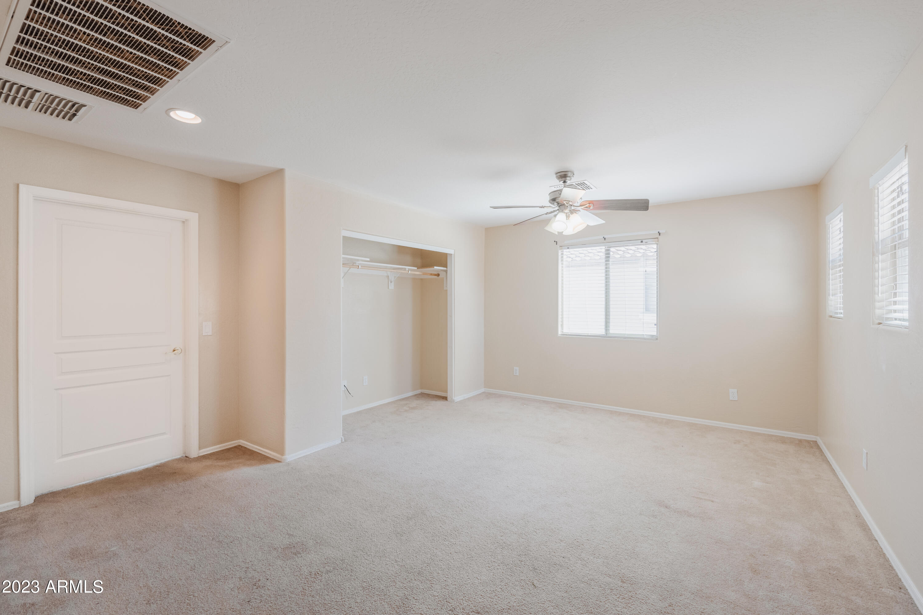 3744 E SEBASTIAN Lane