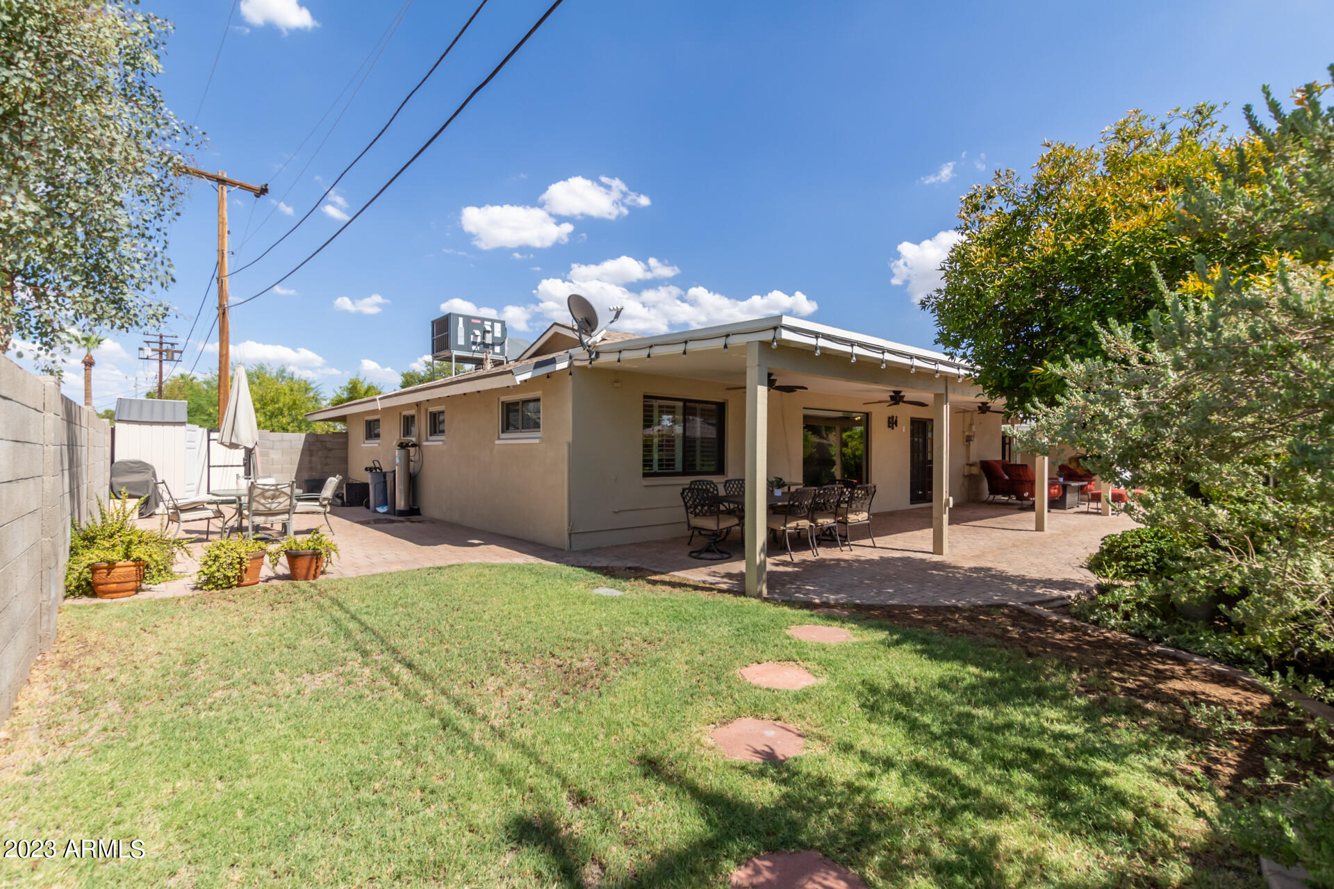 2440 N 19TH Drive